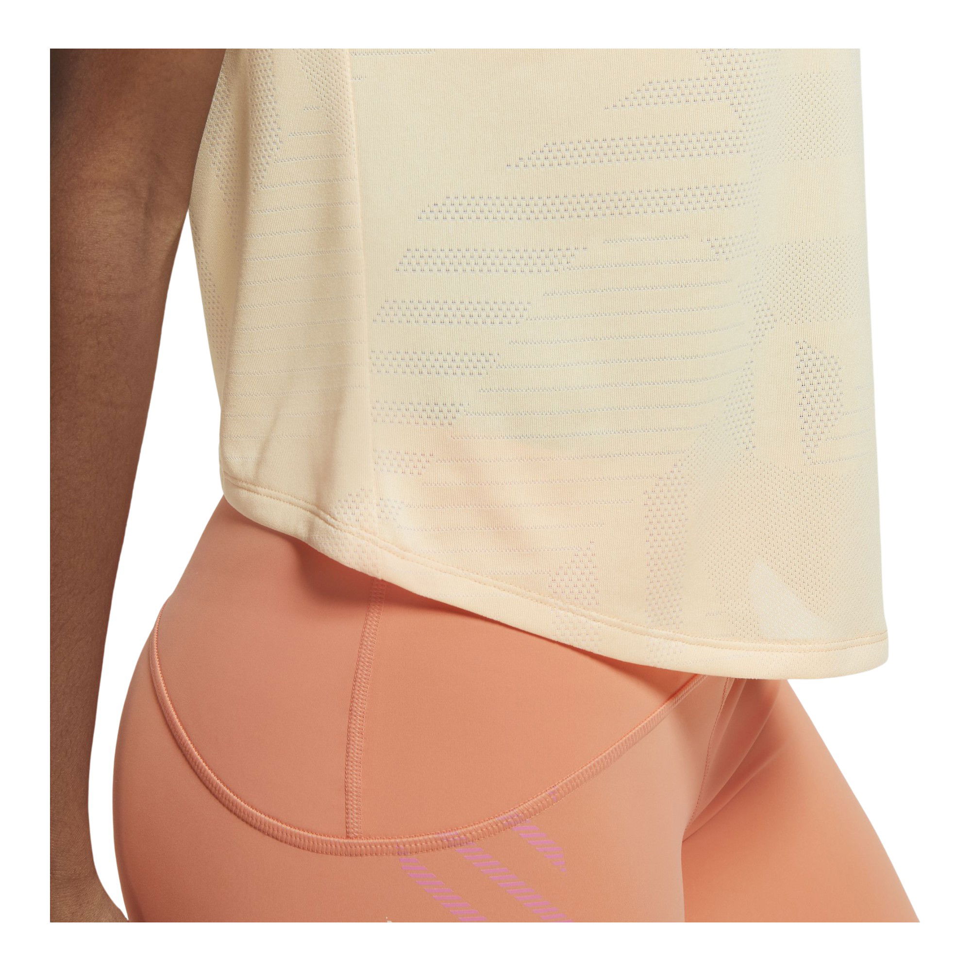 Nike Runway Short-Sleeve Kadın Tişört