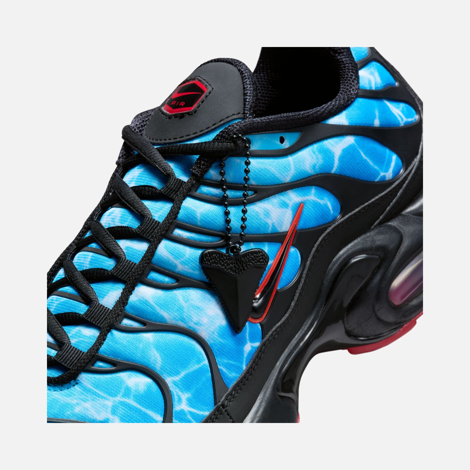 Nike Air Max Plus ''Shark Attack'' Erkek Spor Ayakkabı