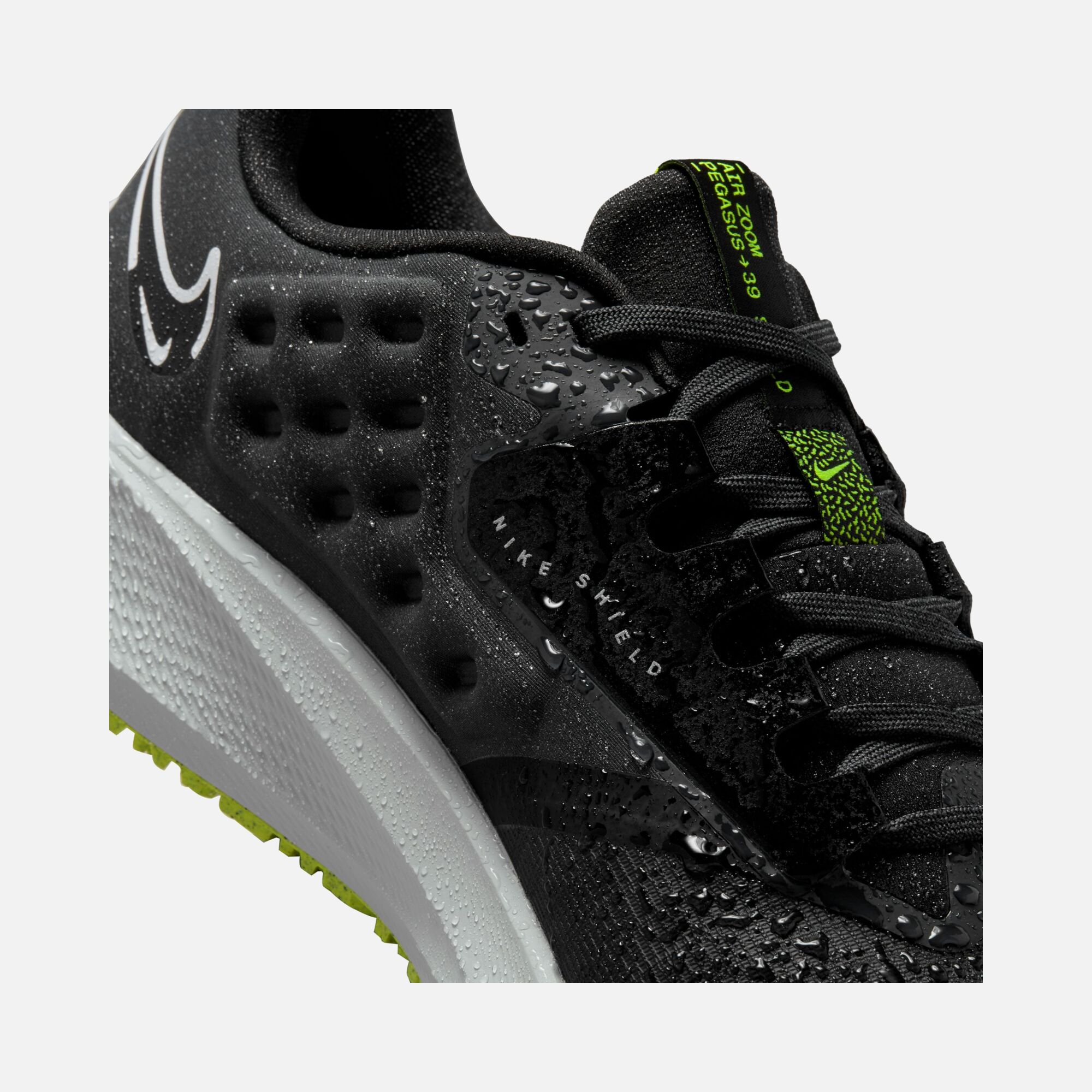Nike Air Zoom Pegasus 39 Shield Weatherised Road Running Erkek Spor Ayakkabı