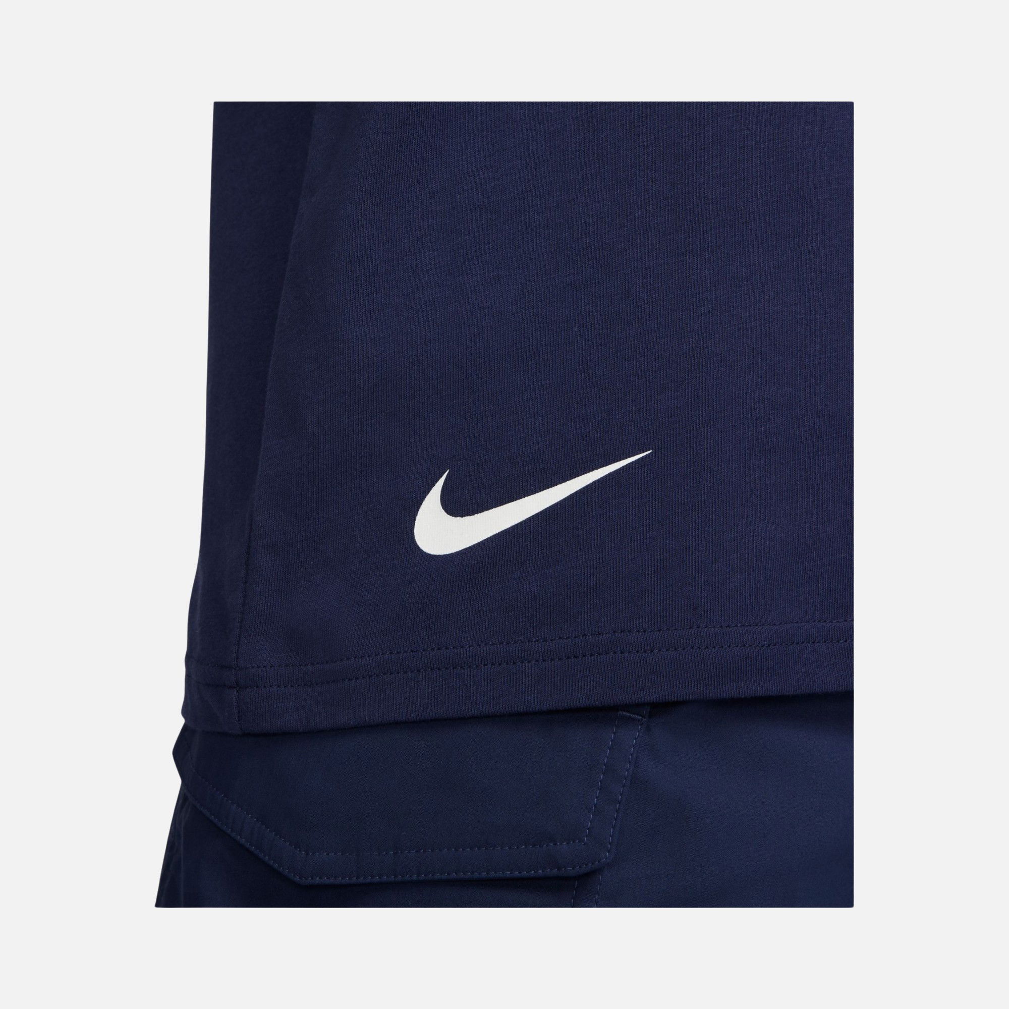 Nike Sportswear Circa Graphic Short-Sleeve Erkek Tişört