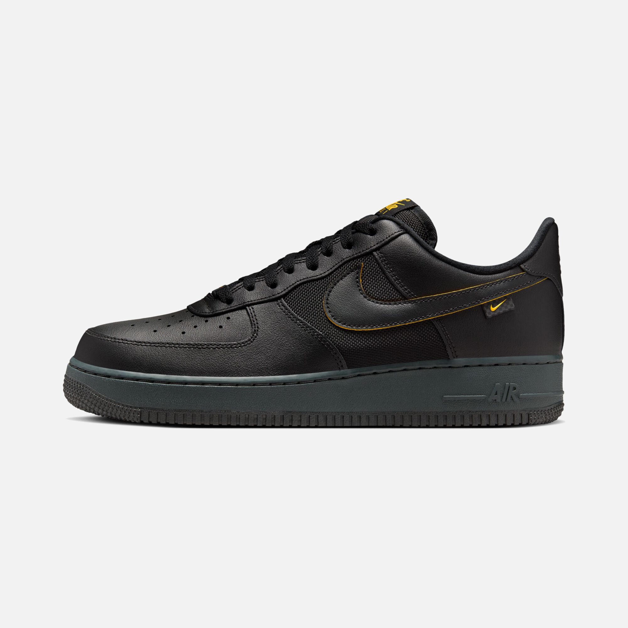 Nike Air Force 1 '07 SP24 Erkek Spor Ayakkabı