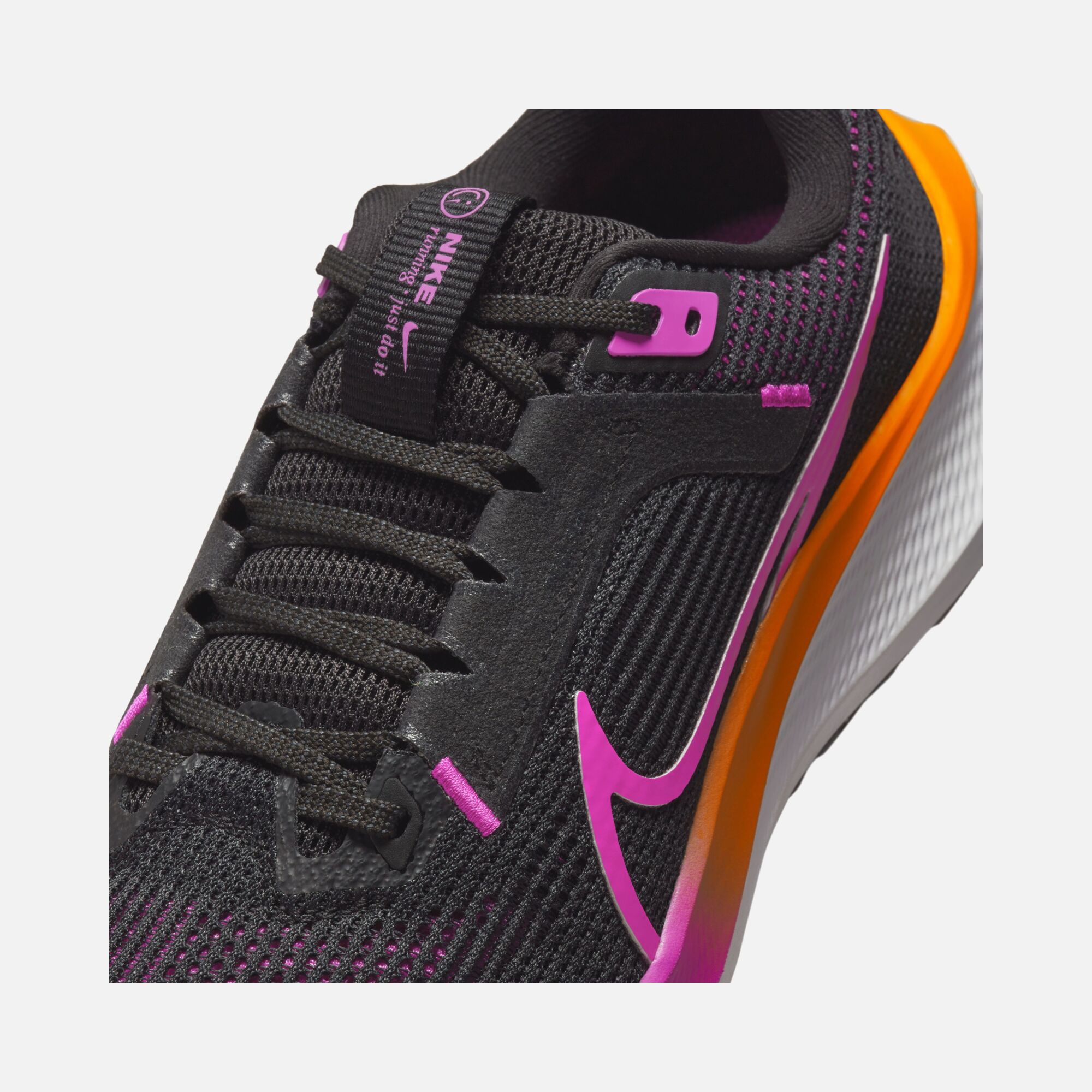 Nike Pegasus 40 Road Running Kadın Spor Ayakkabı