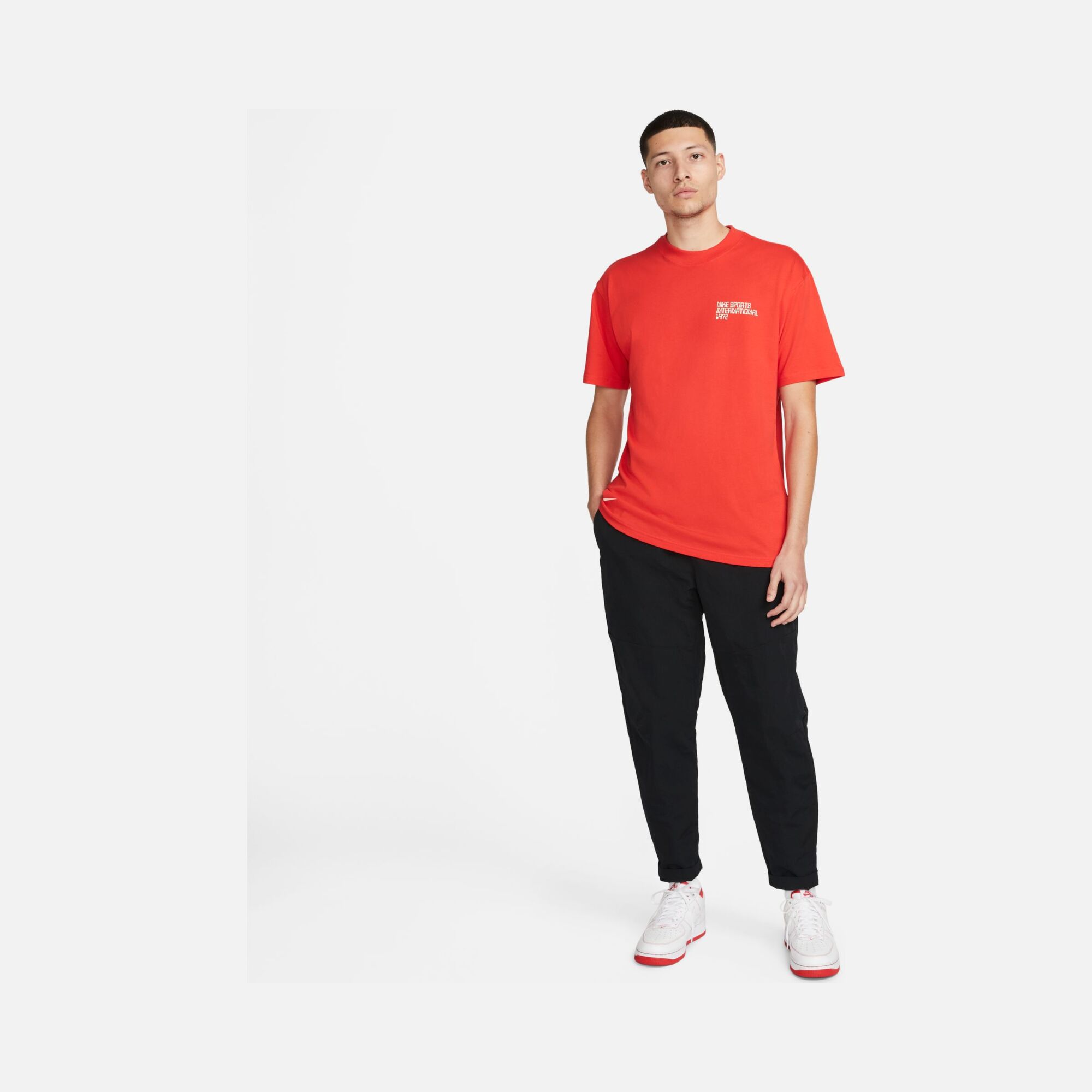 Nike Sportswear Circa Graphic Short-Sleeve Erkek Tişört