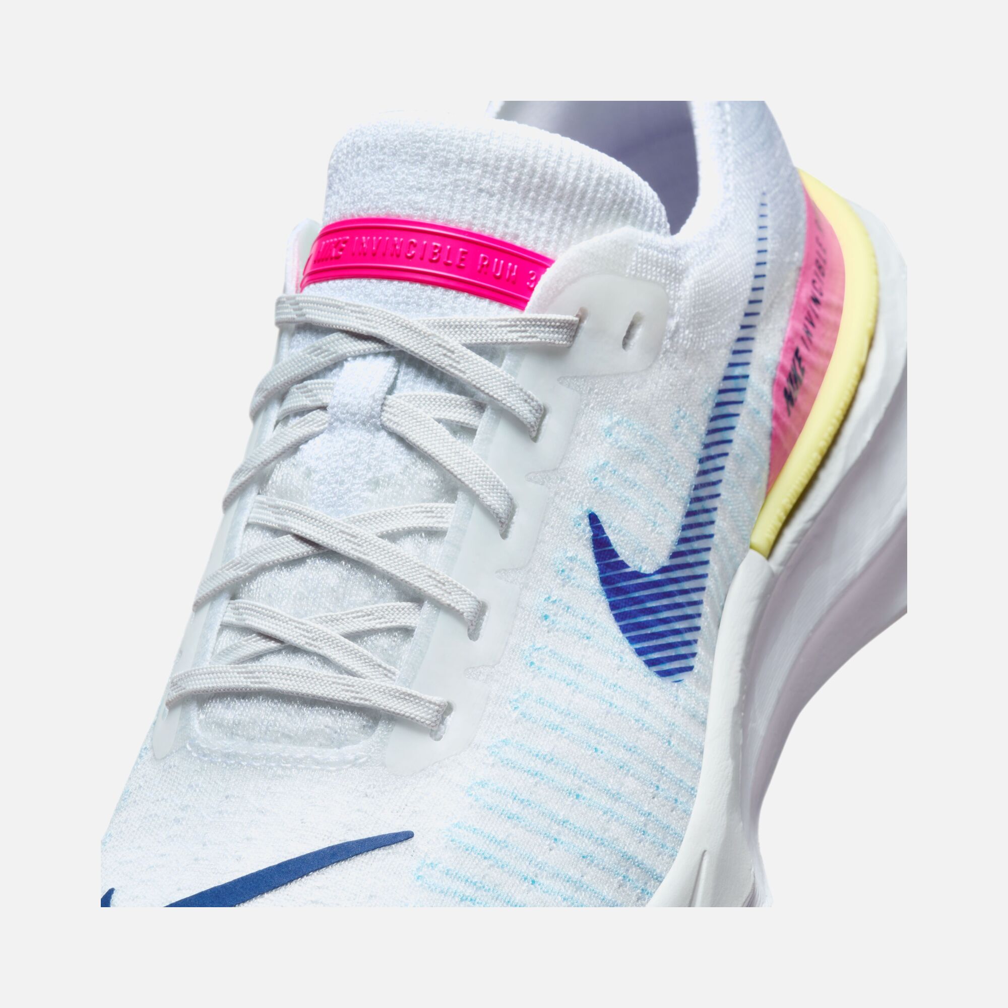 Nike ZoomX Invincible Run FlyKnit 3 Road Running Kadın Spor Ayakkabı