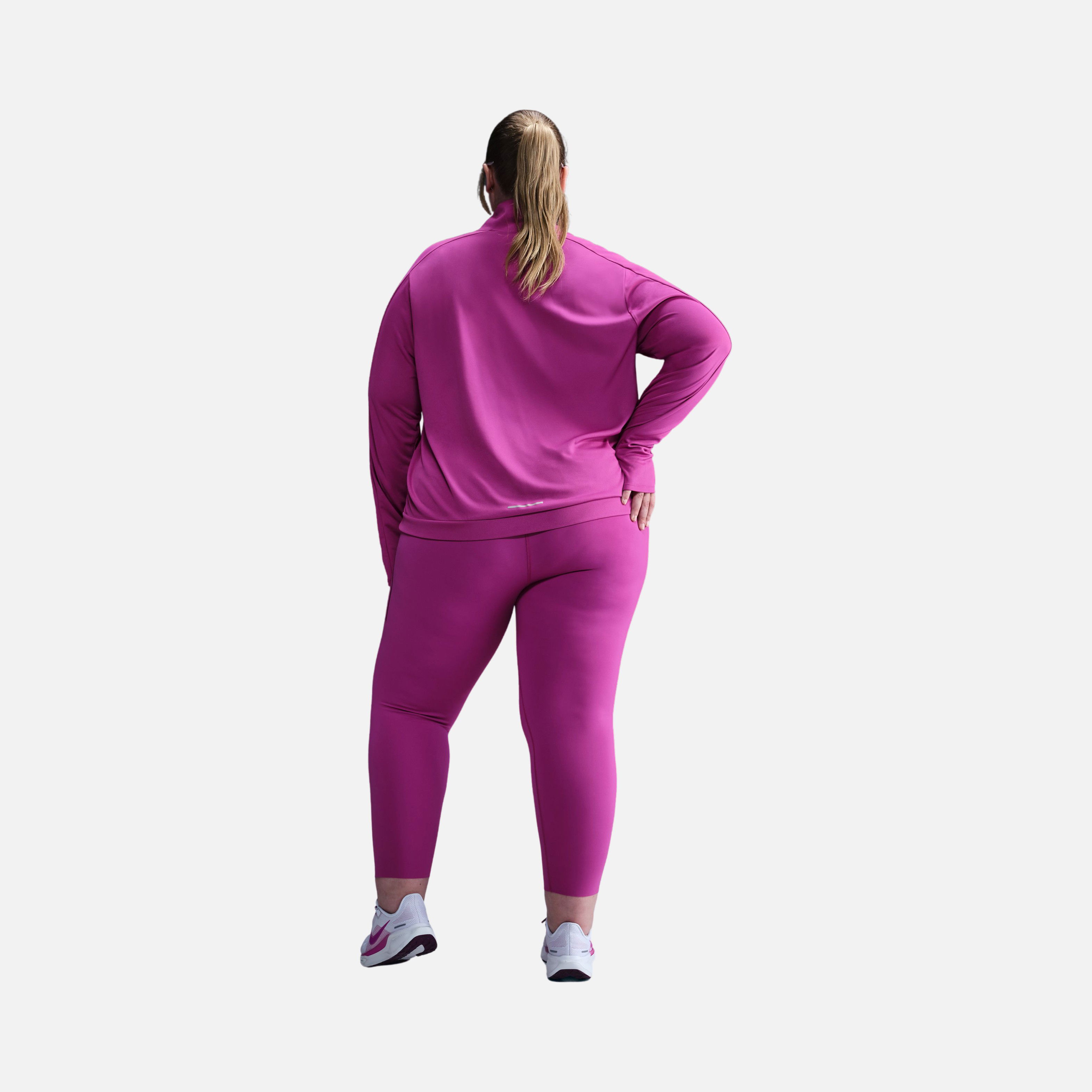 Nike Swoosh Dri-Fit Mid Layer Running  1/4-Zip Long-Sleeve (Plus Size) Kadın Tişört