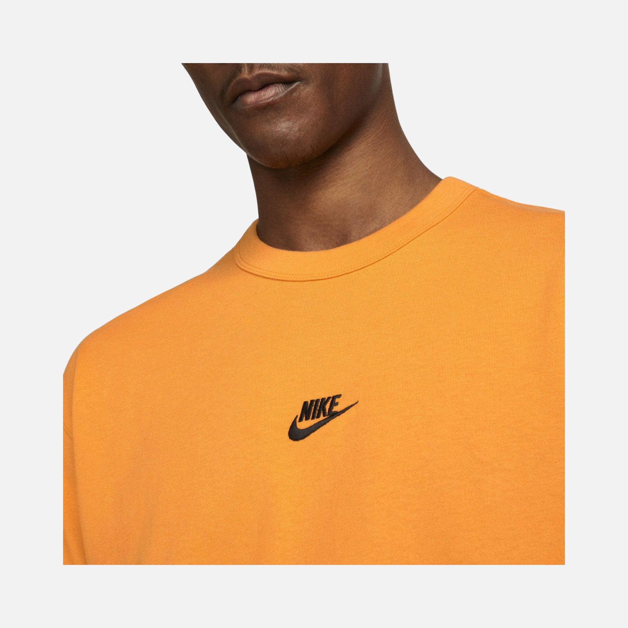 Nike Sportswear Premium Essentials Short-Sleeve Erkek Tişört
