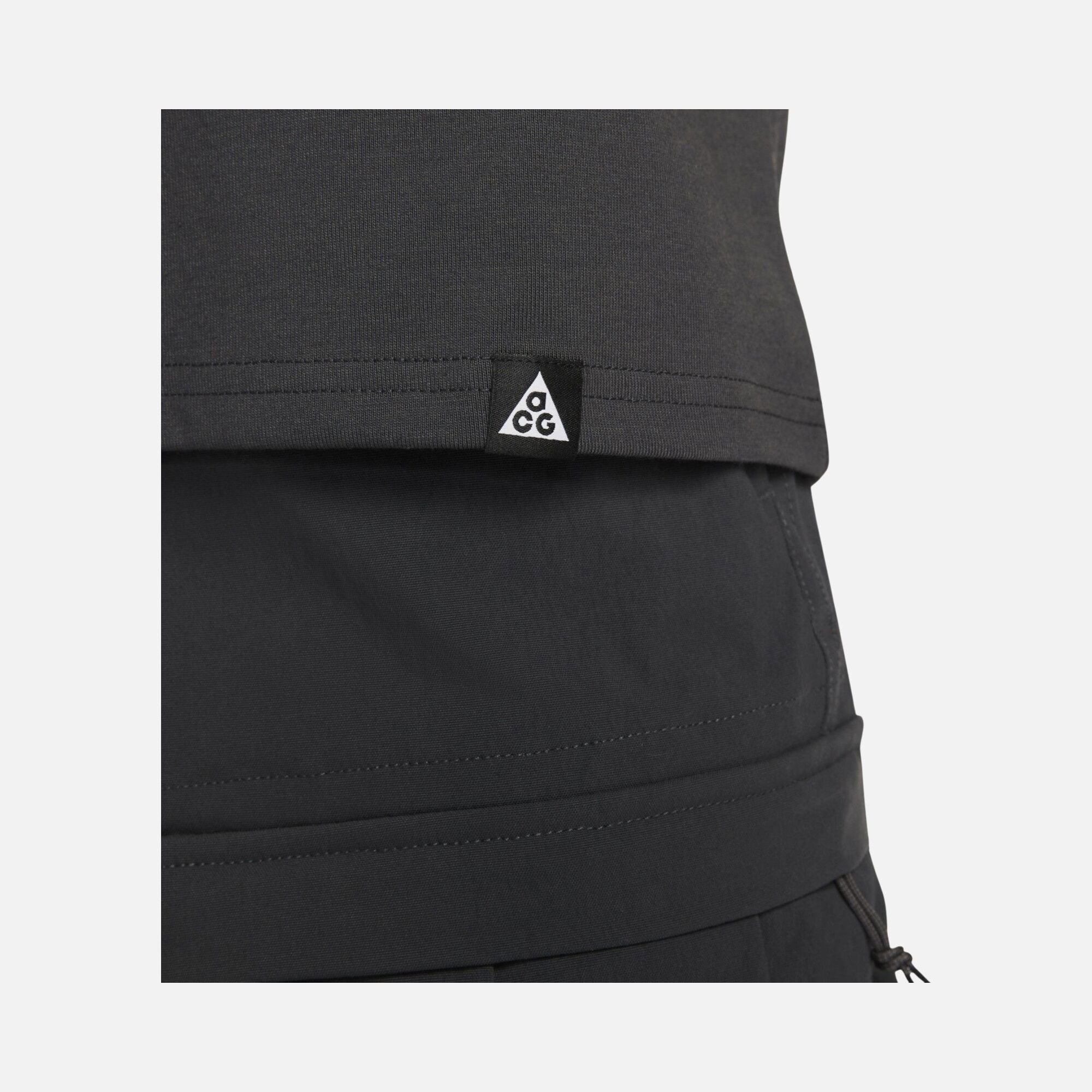 Nike NRG ACG ''Monolithic'' Graphic Short-Sleeve Erkek Tişört