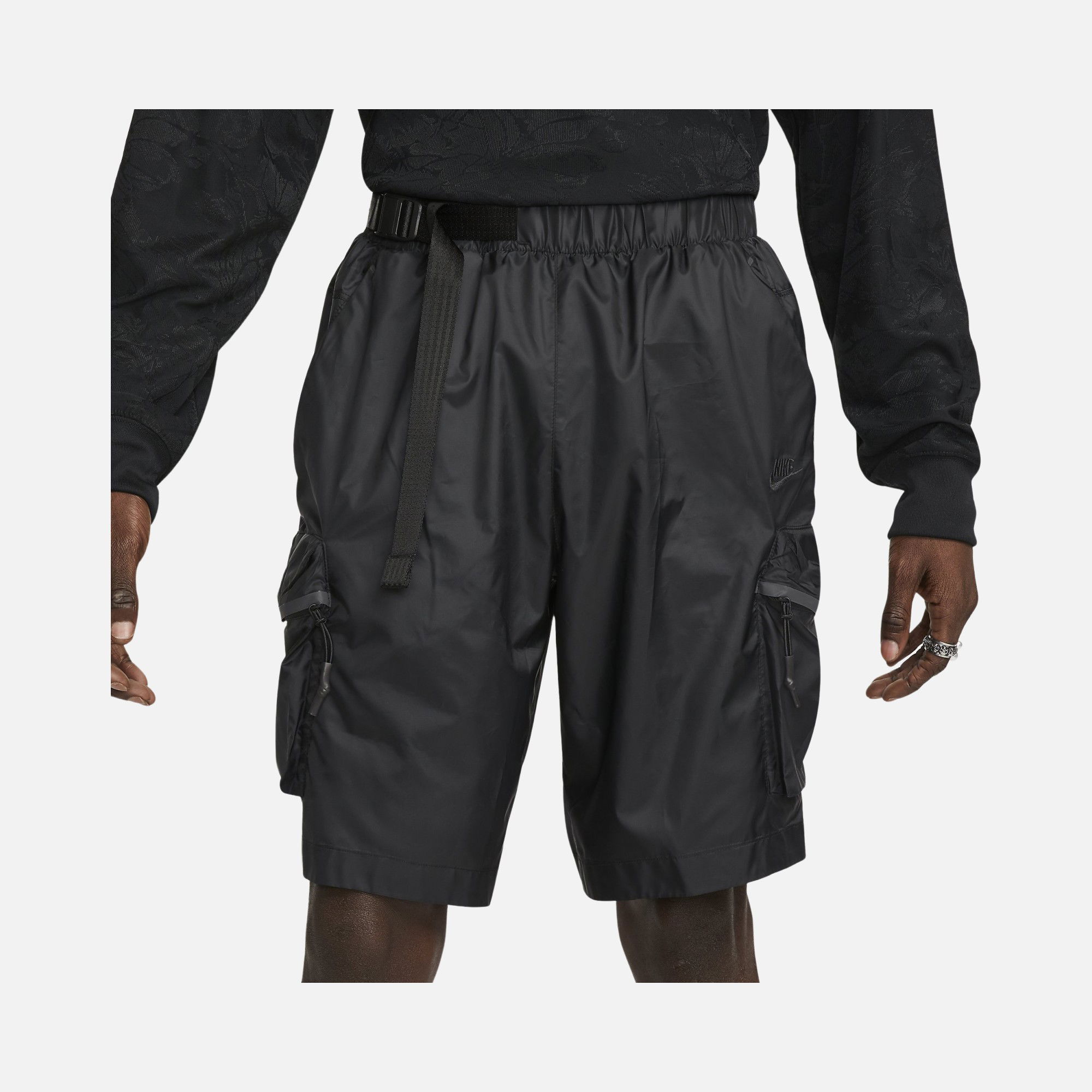 Nike Sportswear Tech Pack Woven Utility Repel Erkek Şort