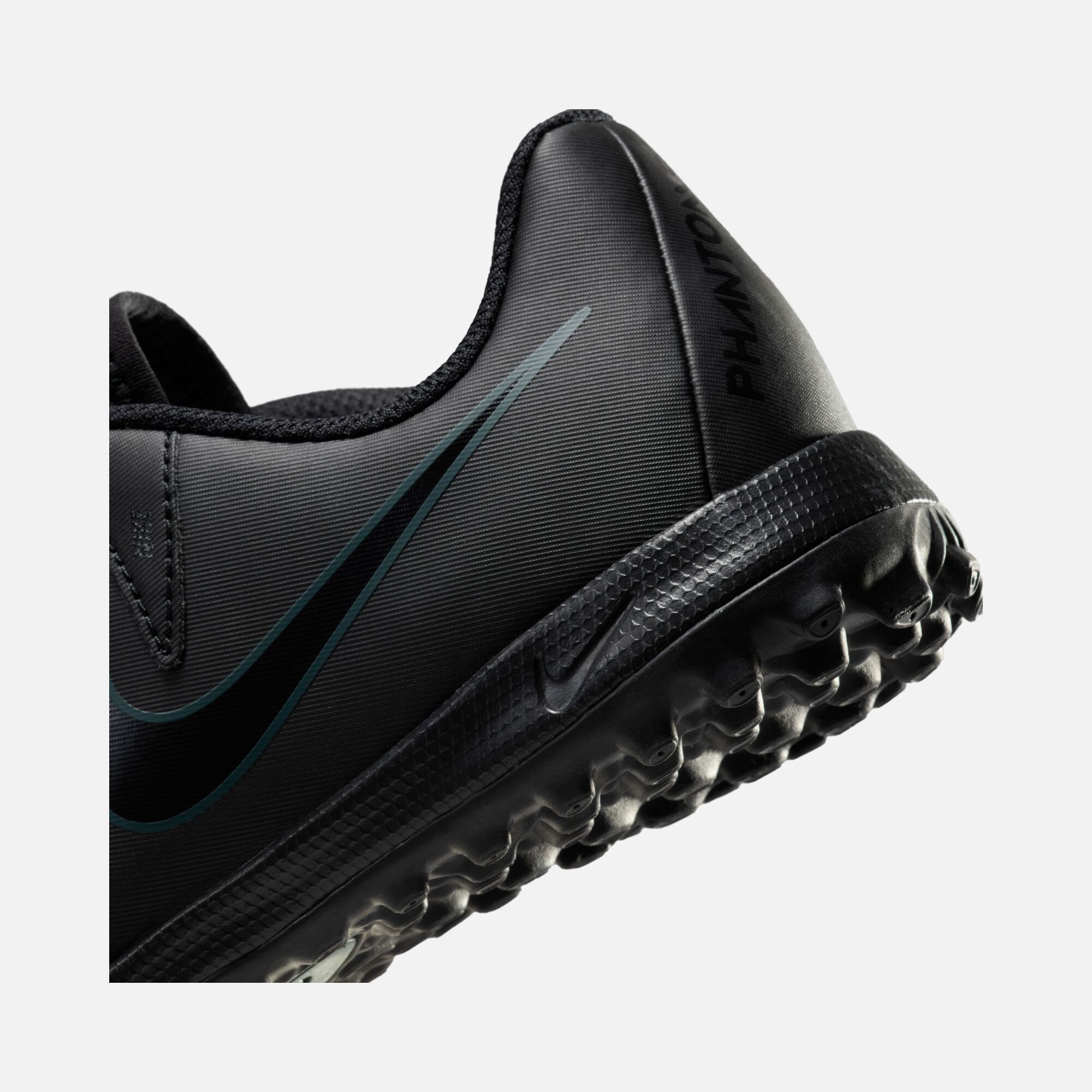 Nike Jr Phantom GX II Academy TF Turf Çocuk Halı Saha Ayakkabı