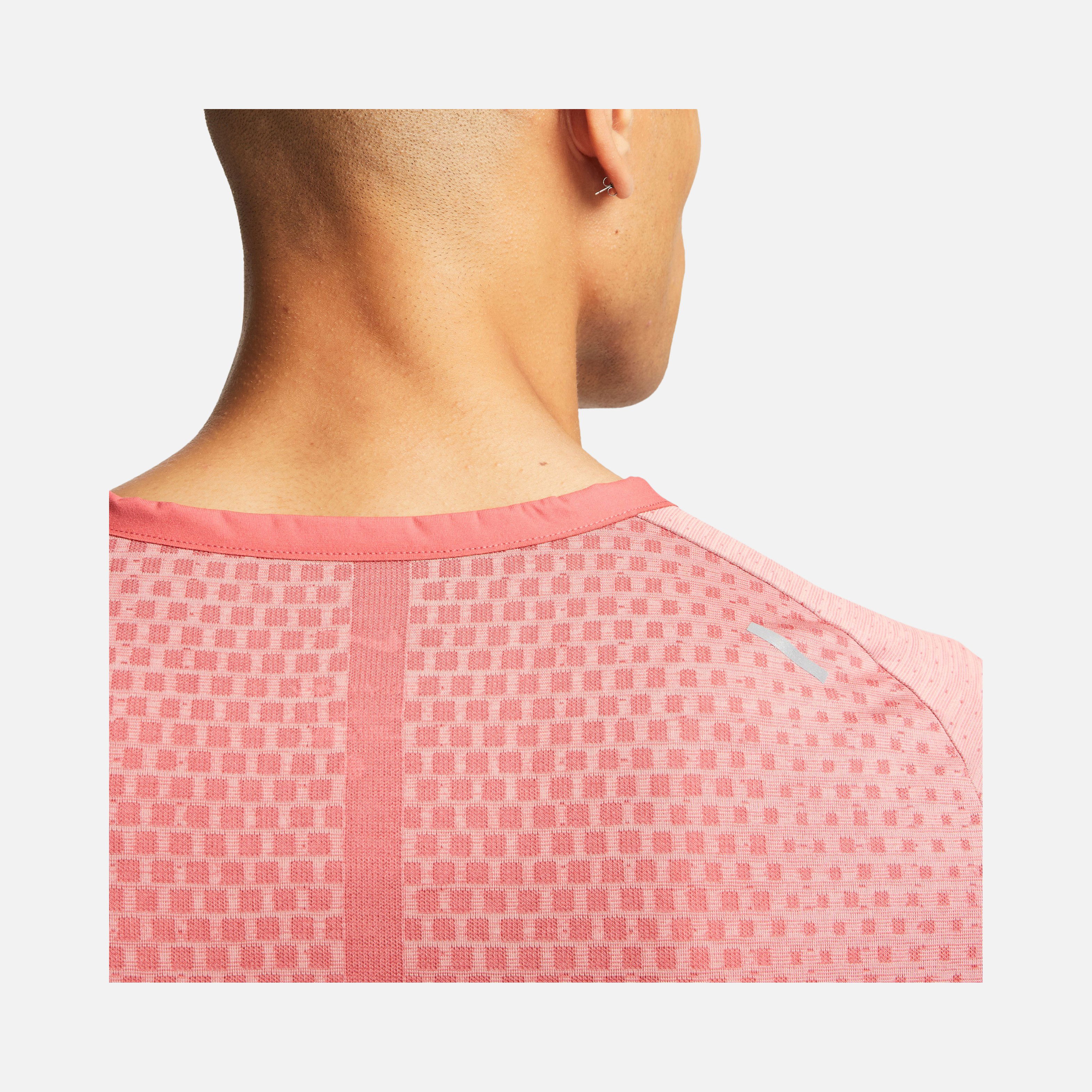 Nike Dri-Fit ADV TechKnit Ultra Running Short-Sleeve Erkek Tişört