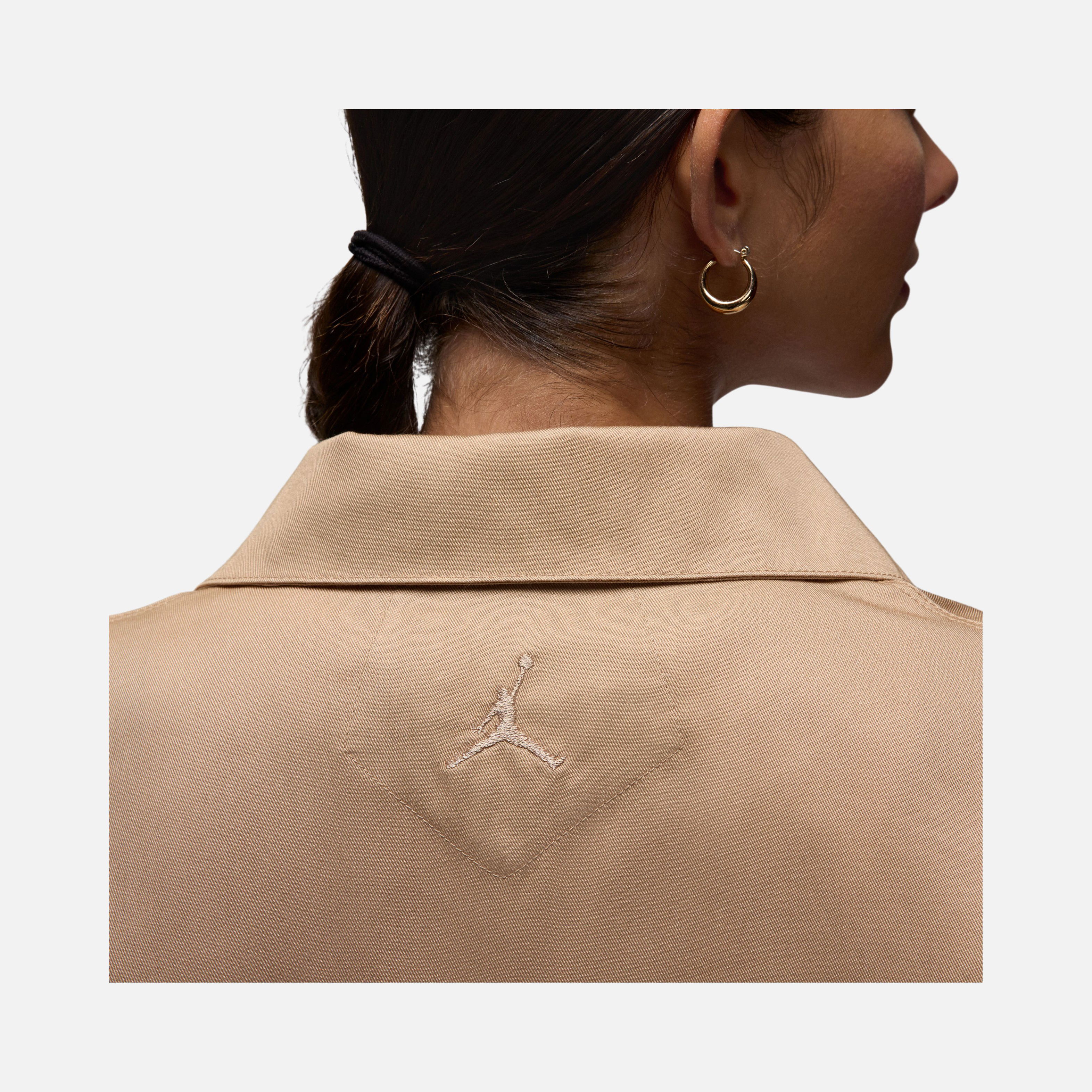 Nike Jordan Woven Solid 2 Full-Buttoned Short-Sleeve Kadın Gömlek