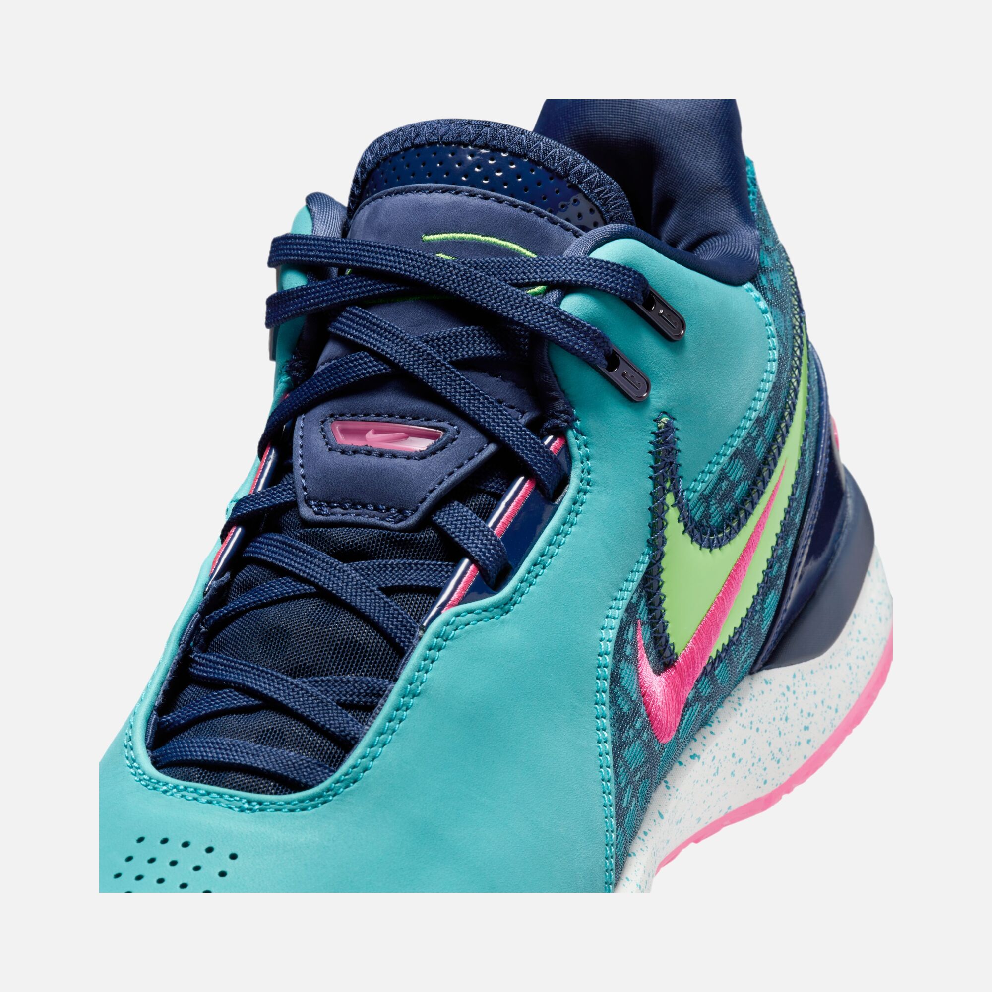 Nike LeBron James NXXT Gen AMPD Erkek Basketbol Ayakkabısı