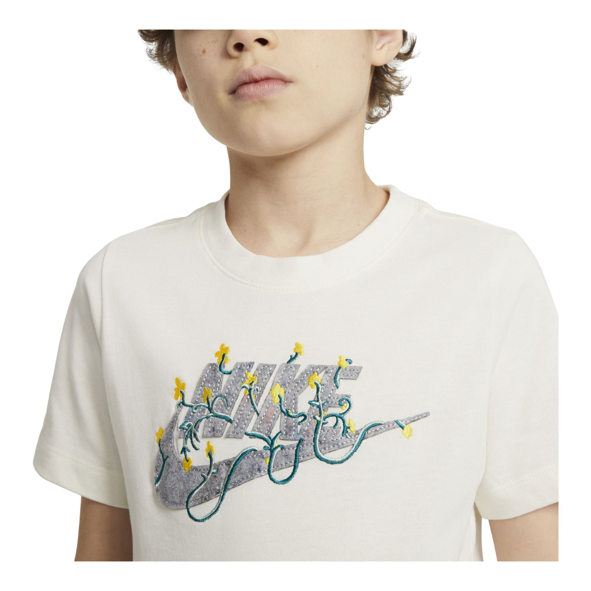 Nike Sportswear Short-Sleeve (Boys') Çocuk Tişört