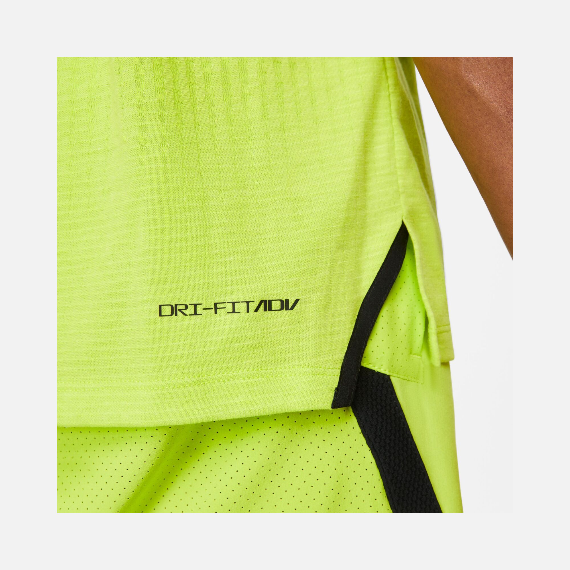 Nike Pro Dri-Fit ADV Training Short-Sleeve Erkek Tişört