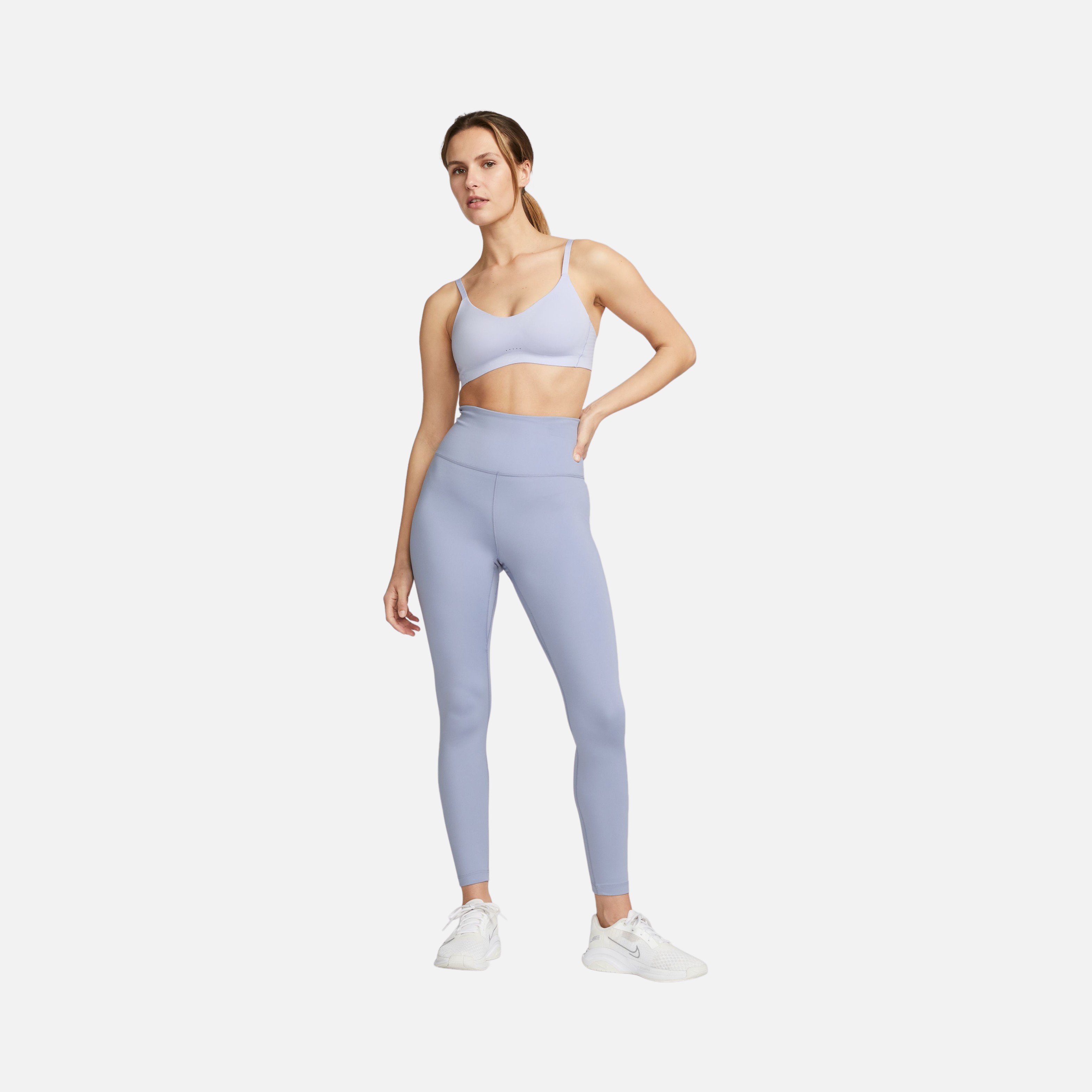 Nike Alate Minimalist Light-Support Padded Kadın Bra