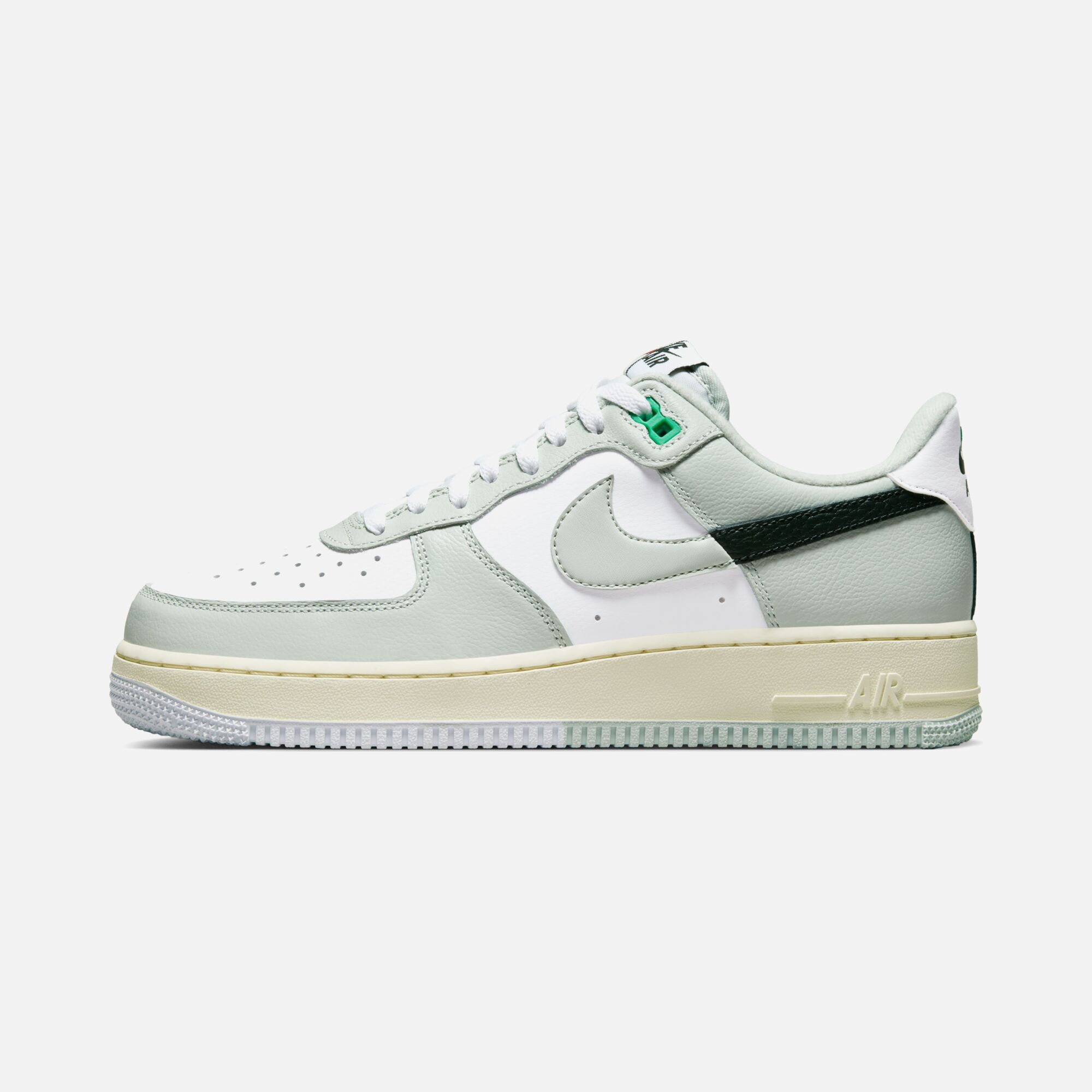 Nike Air Force 1 '07 LV8 ''Split Color Swoosh Logo'' Erkek Spor Ayakkabı