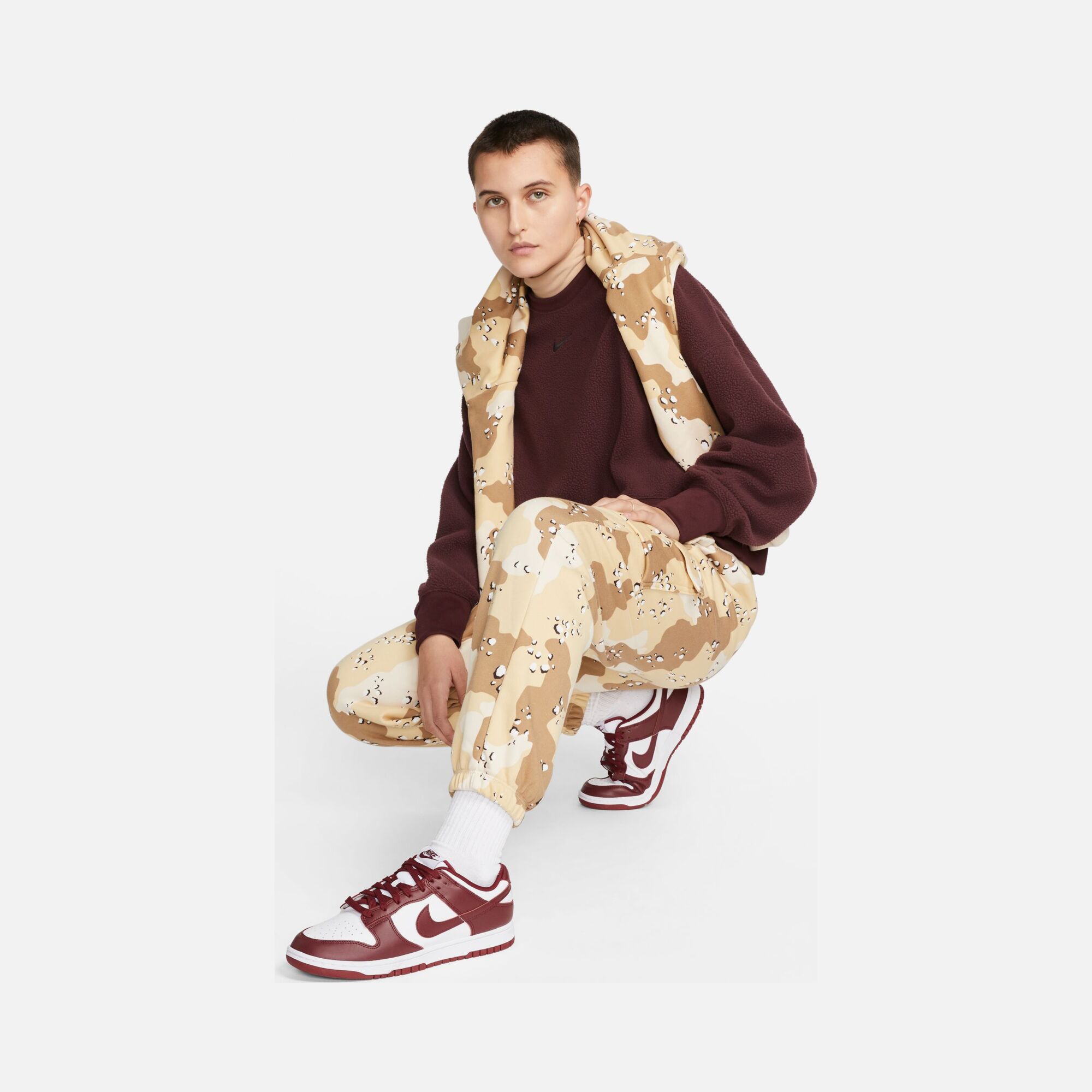 Nike Sportswear Plush Mod Cropped Crew-Neck Kadın Sweatshirt