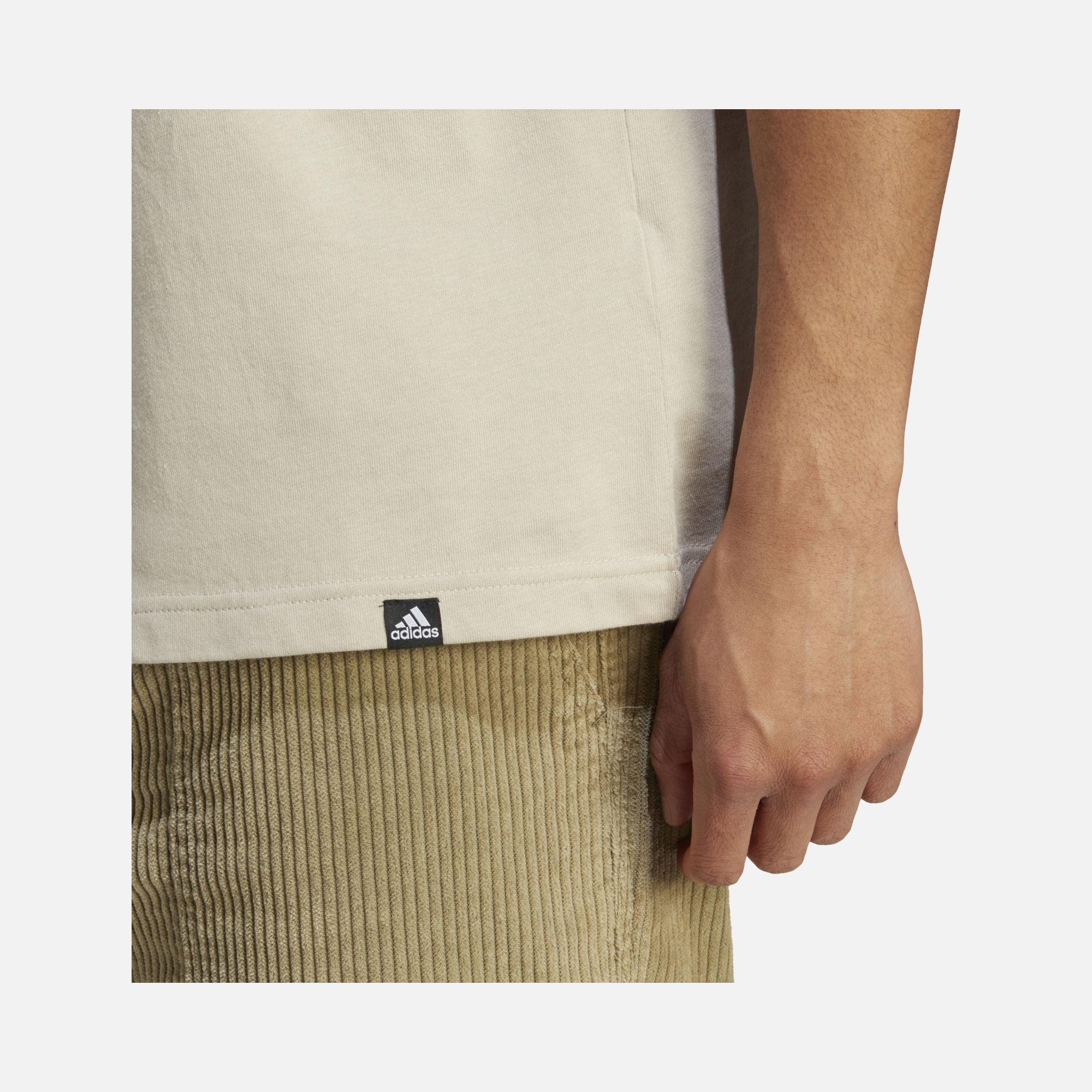 adidas Sportswear Elevated Doodle Puff Graphic Short-Sleeve Erkek Tişört