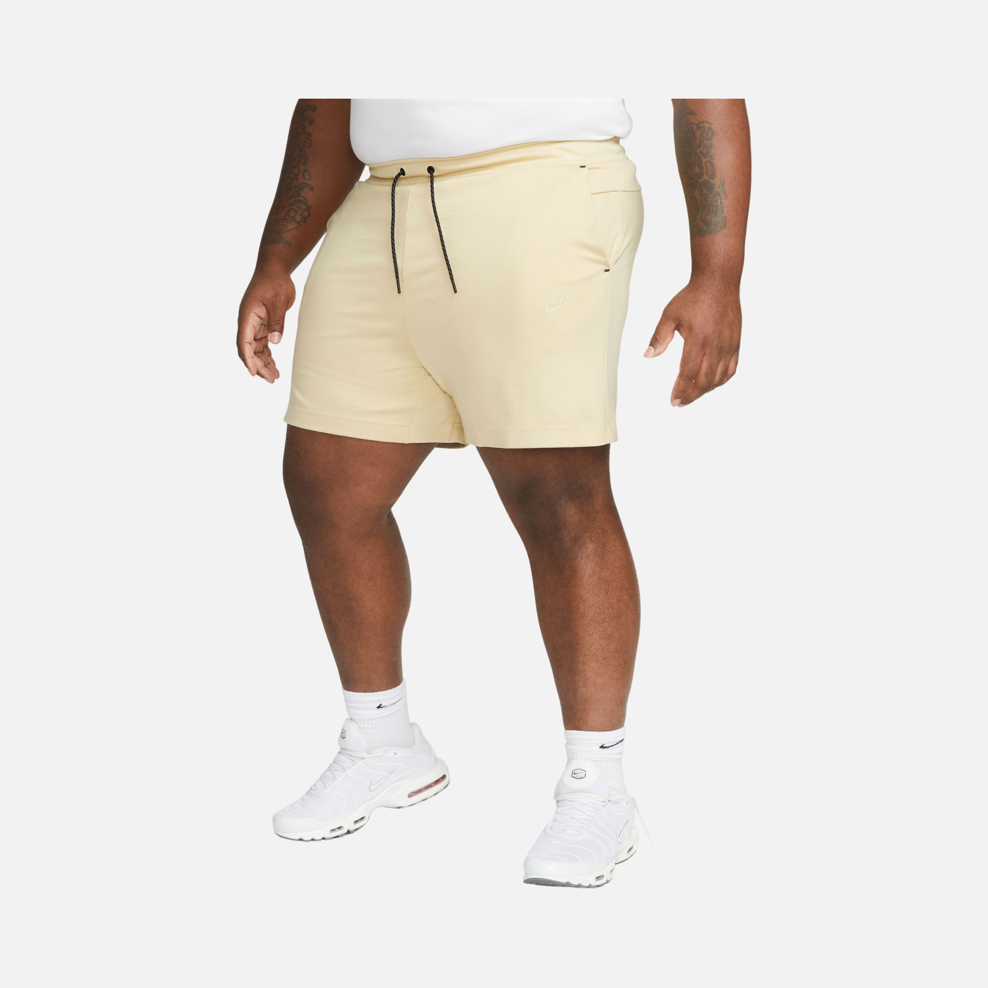 Nike Sportswear Tech Fleece Lightweight Erkek Şort