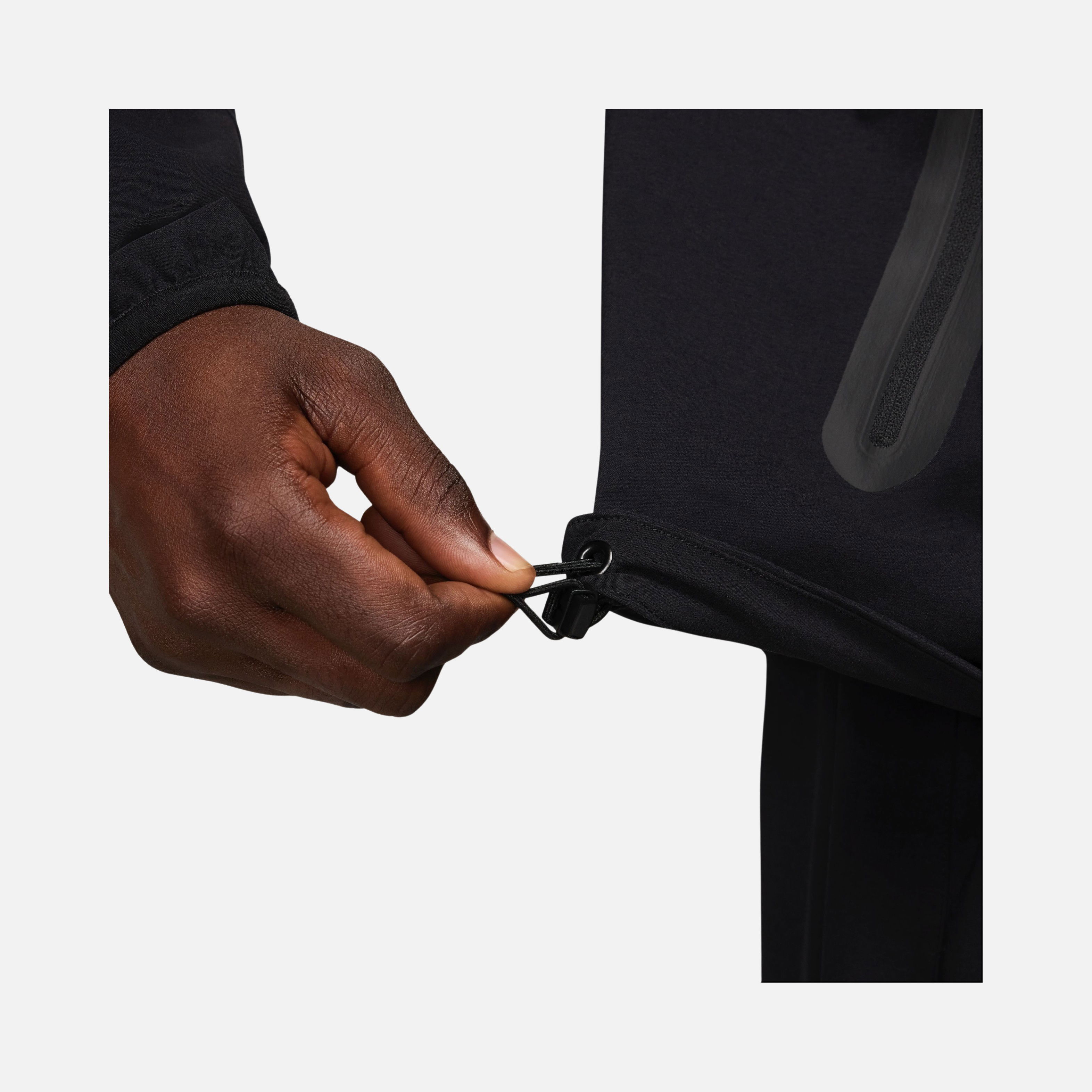 Nike Tech Woven Windrunner Full-Zip Hooded Erkek Ceket