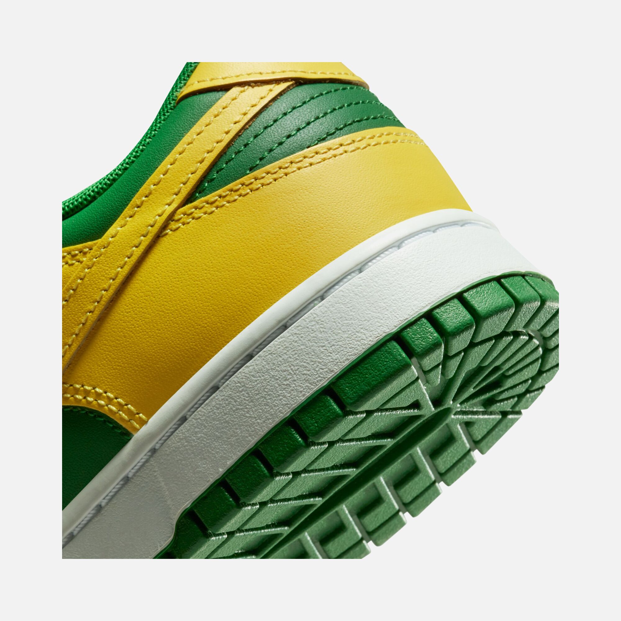 Nike Dunk Low Retro ''Be True To Your School Collection'' Erkek Spor Ayakkabı