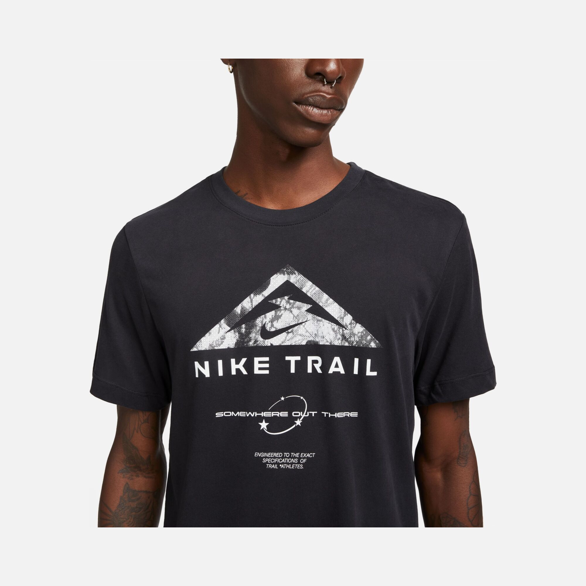 Nike Dri-Fit ''Some Where out There'' Run Trail Short-Sleeve Erkek Tişört