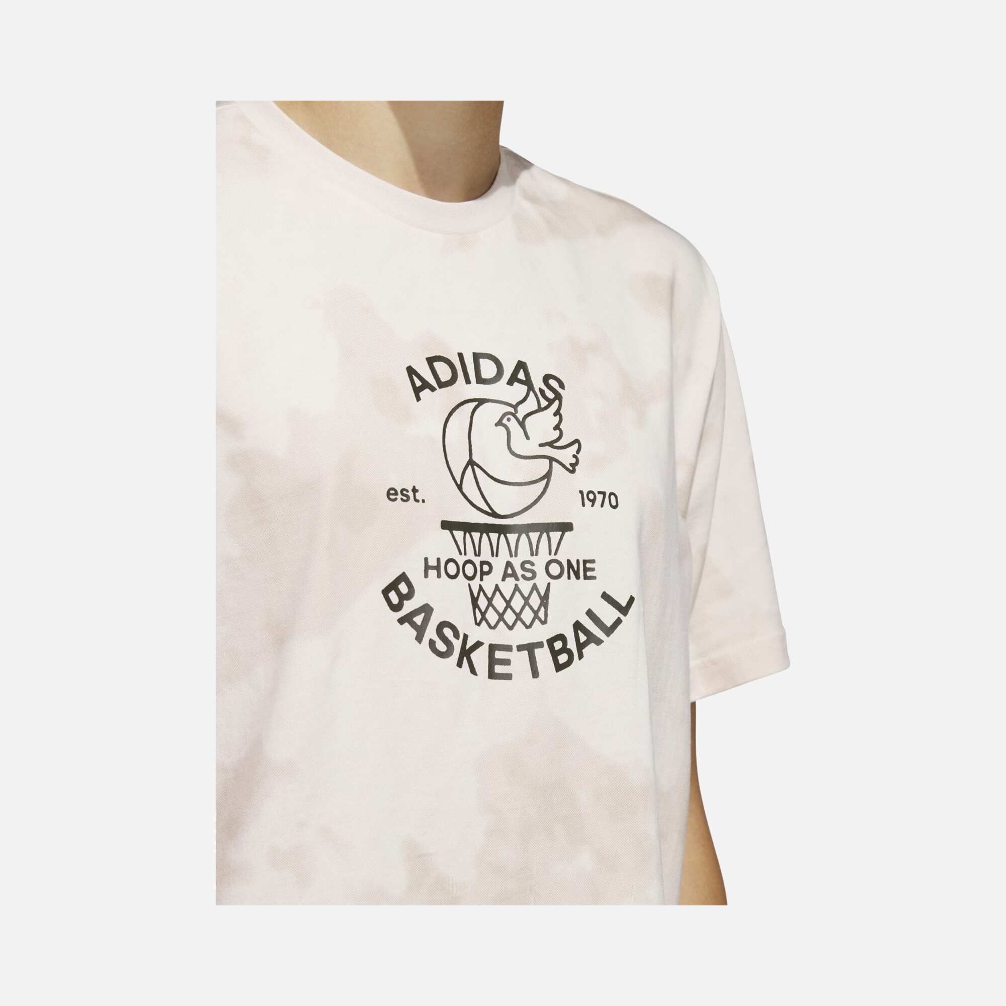 adidas Worldwide Hoops Basketball Graphic Short-Sleeve Erkek Tişört