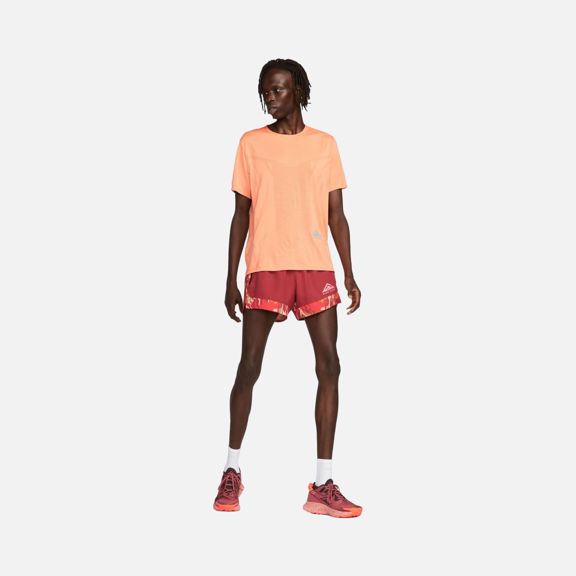 Nike Dri-Fit Rise 365 Trail Running Short-Sleeve Erkek Tişört