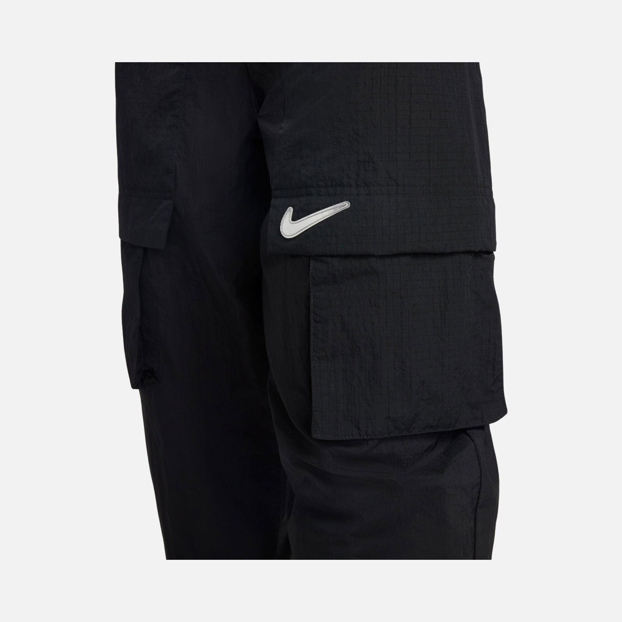 Nike Sportswear Swoosh Cargo Woven Mid-Rise Kadın Eşofman Altı