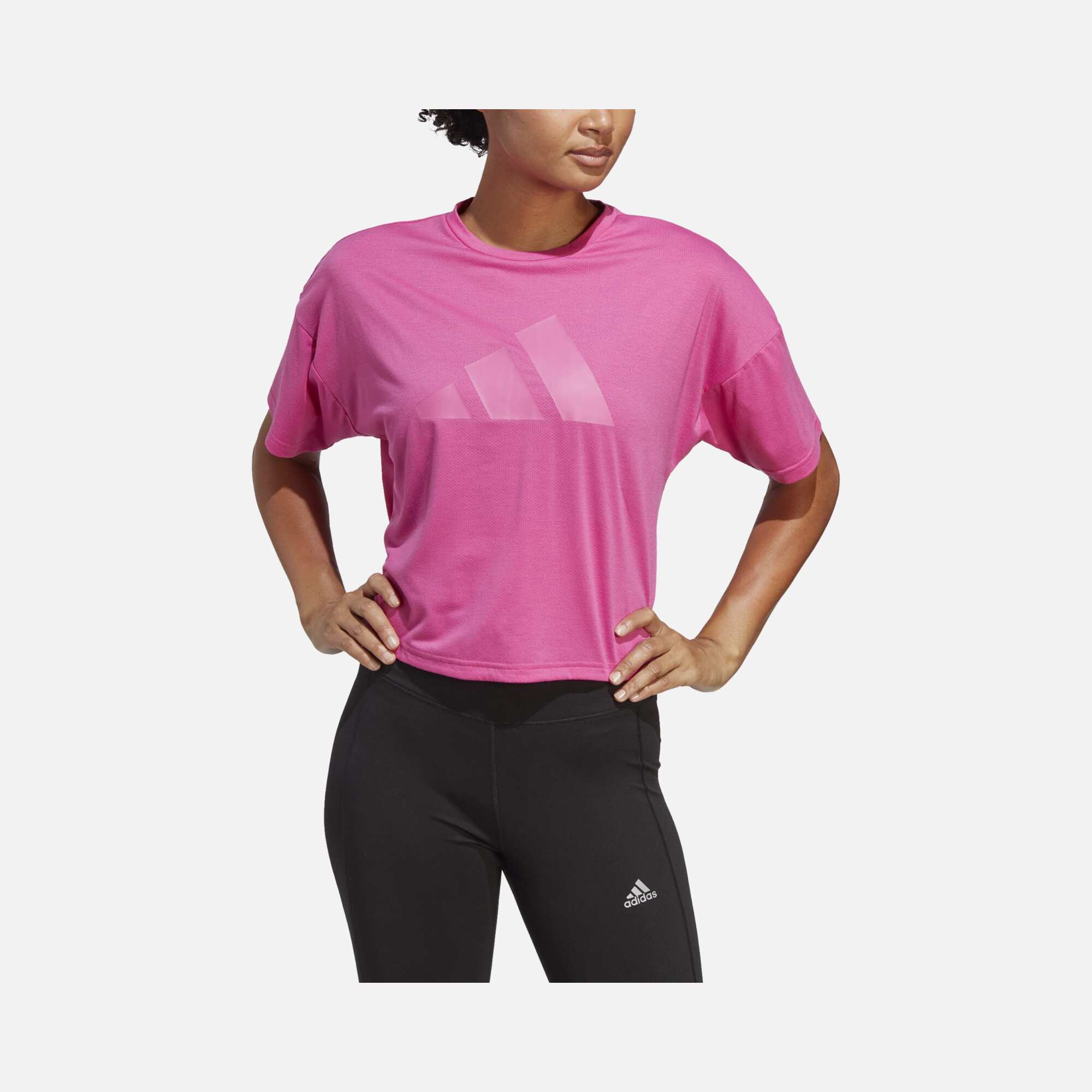 adidas Train Icons 3 Bar Logo Short-Sleeve Kadın Tişört