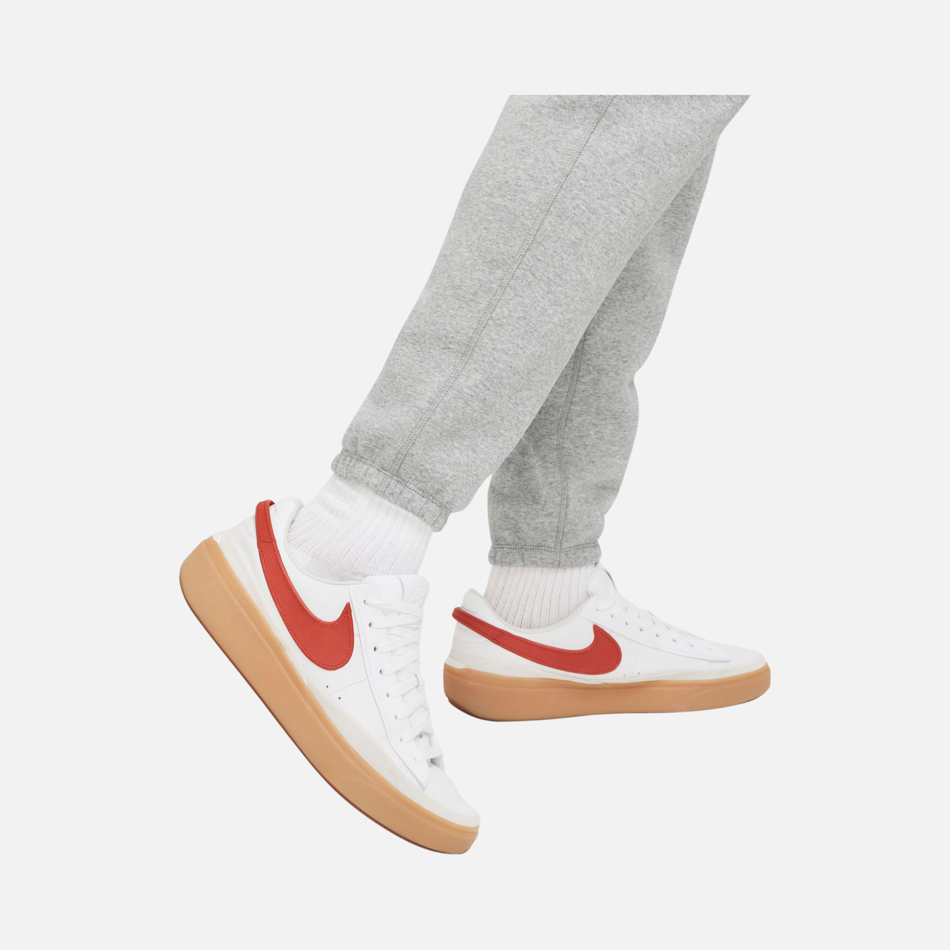 Nike Sportswear Club+ Fleece Cuffed ''Embroidered Graphic Detail'' Erkek Eşofman Altı