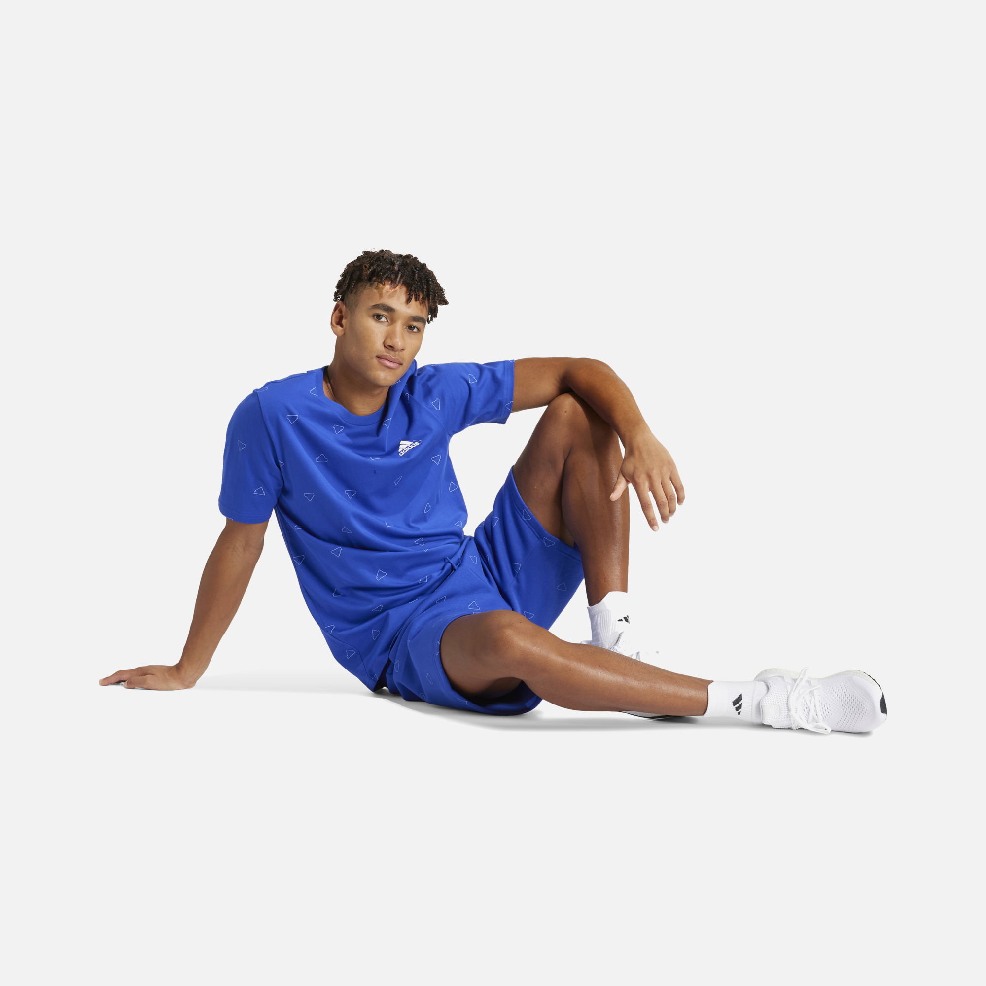 adidas Sportswear Monogram Graphic Short-Sleeve Erkek Tişört