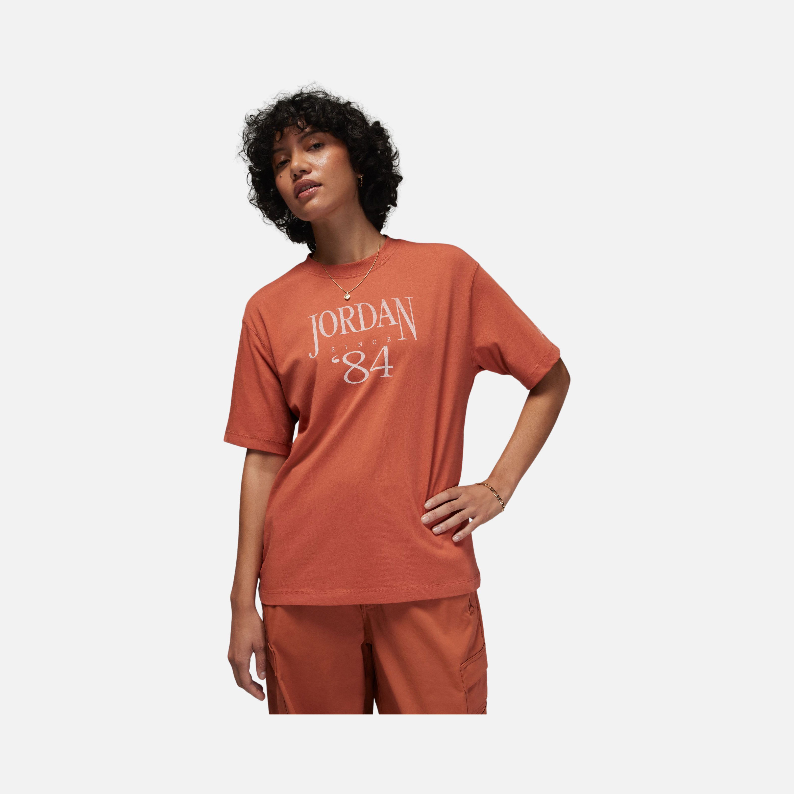 Nike Jordan Flight Heritage '84 Graphic Short-Sleeve Kadın Tişört