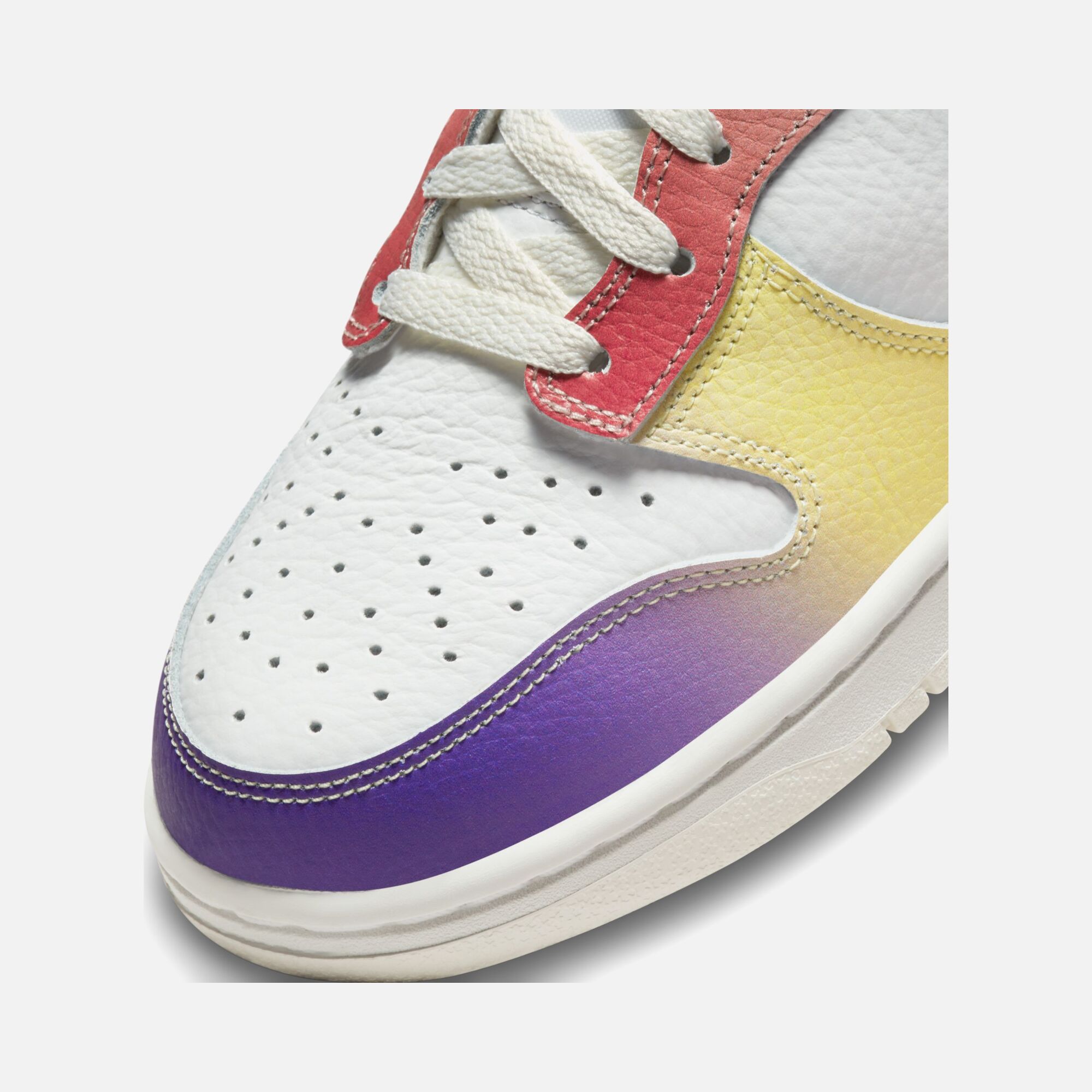 Nike Dunk High ''Multi-Color Gradients'' Kadın Spor Ayakkabı