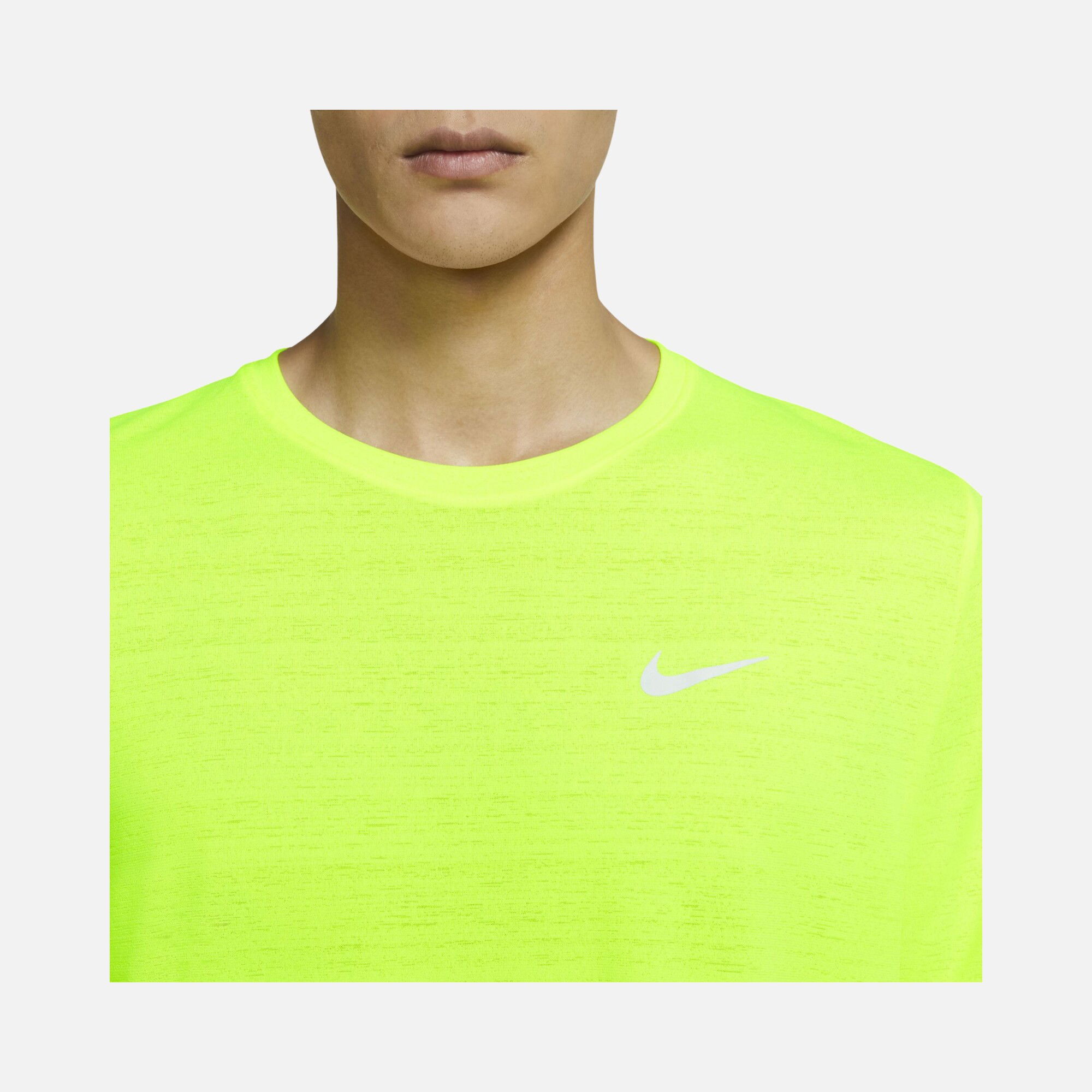 Nike Dri-Fit Miler Running Short-Sleeve Erkek Tişört