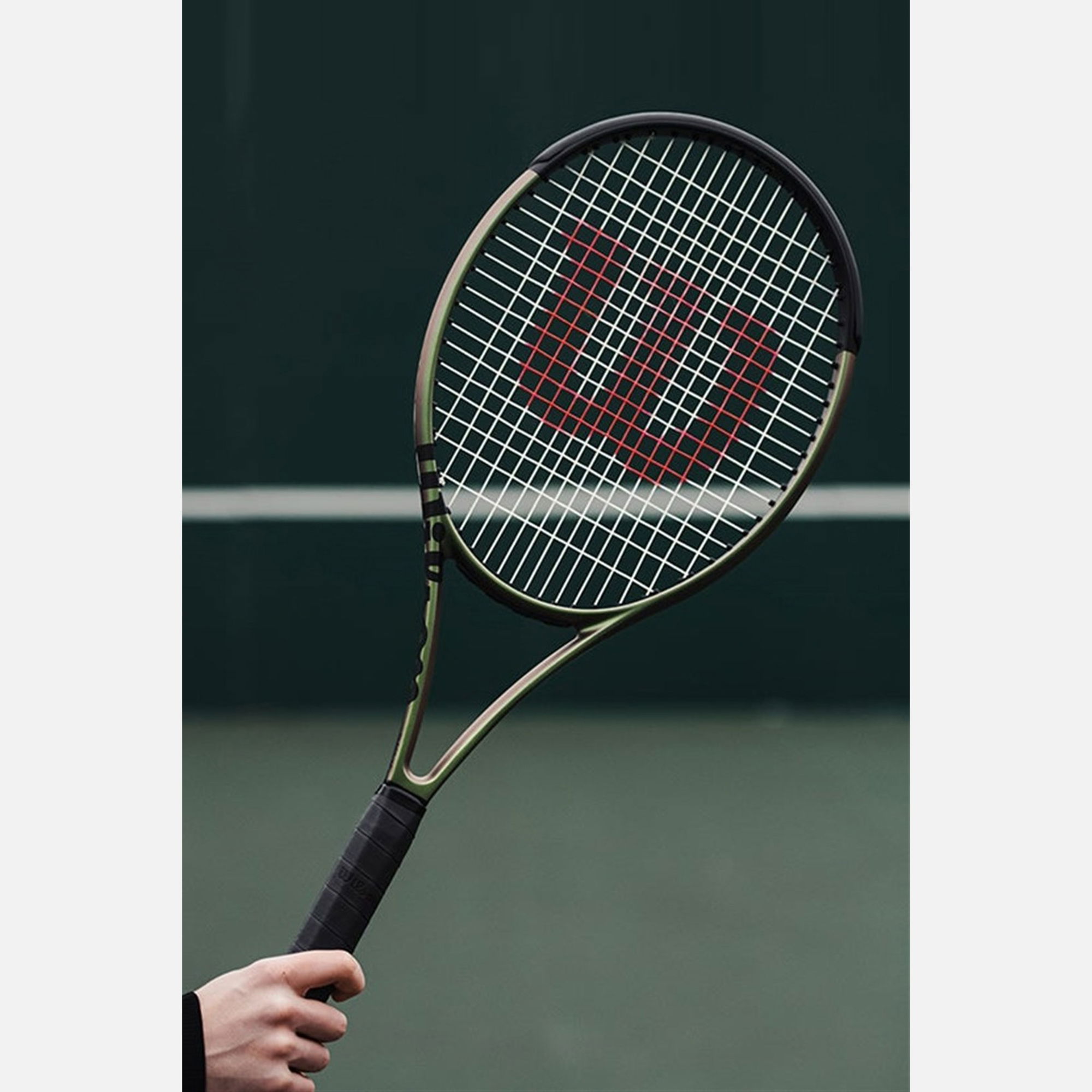 Wilson Blade 100L V8.0 FRM 2 WR078911U2 Unstrung Unisex Tenis Raketi