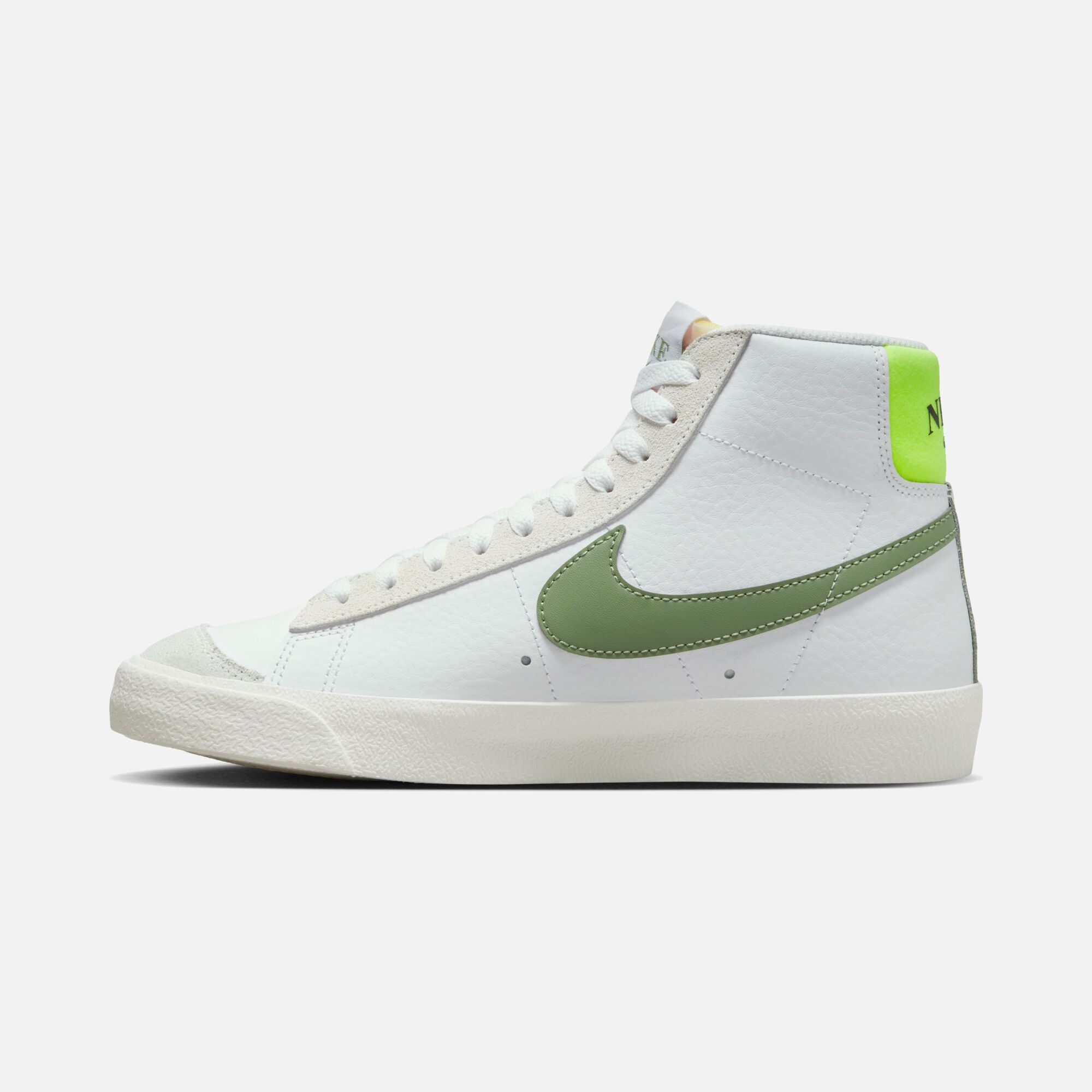 Nike Blazer Mid '77 ''Retro Logo'' Kadın Spor Ayakkabı
