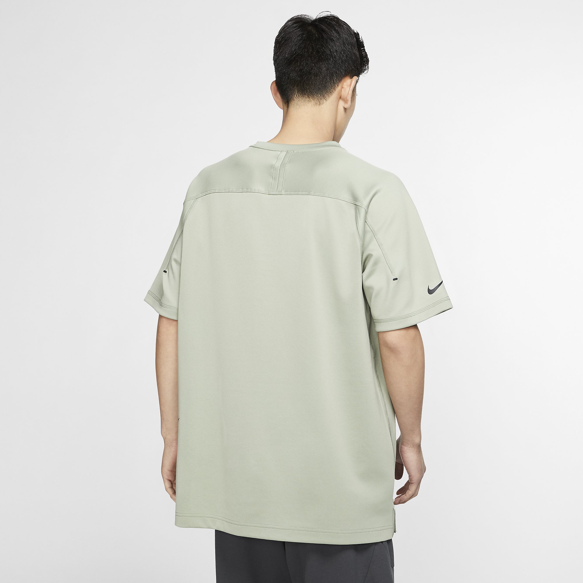 Nike Sportswear Tech Pack Short-Sleeve Top Erkek Tişört
