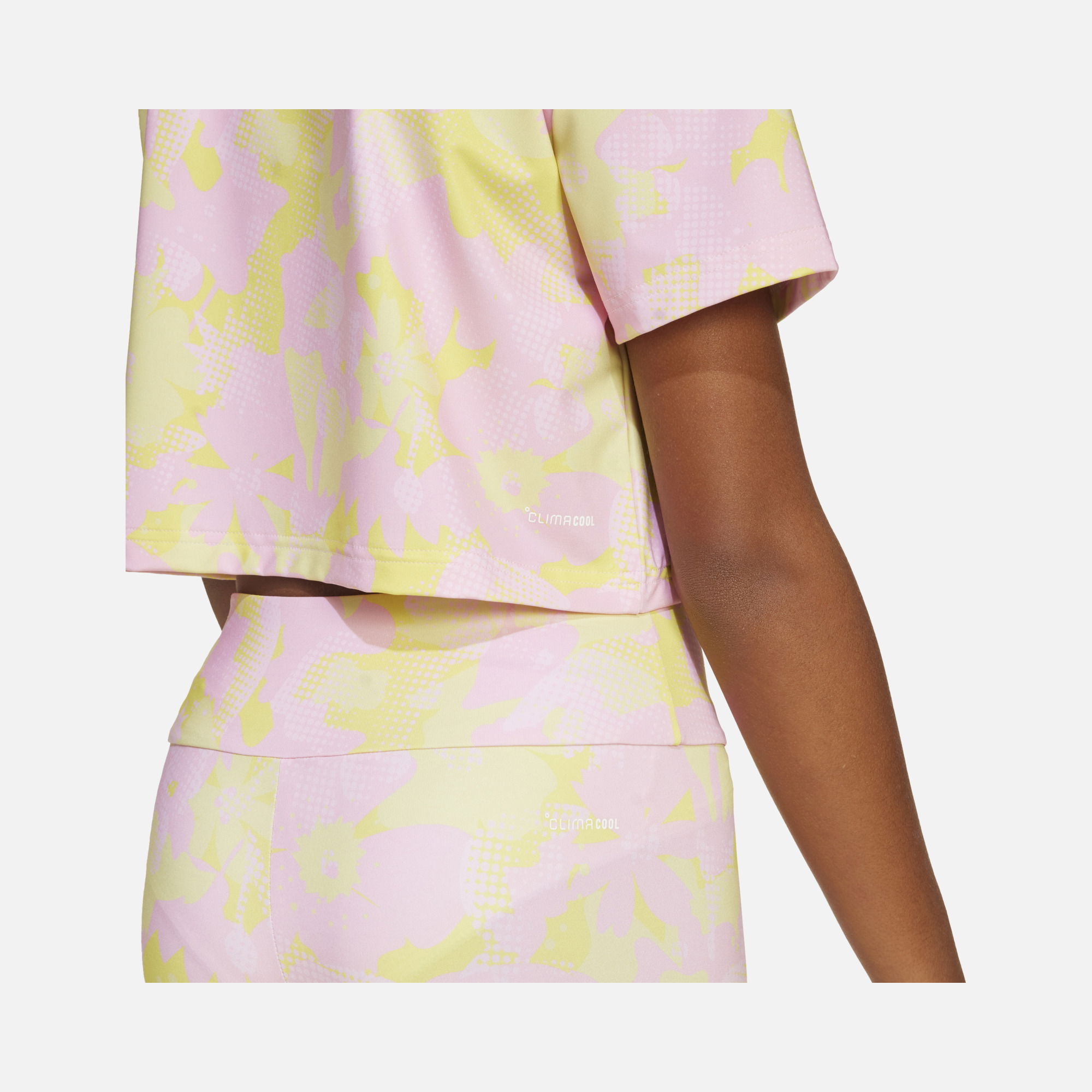 adidas Climacool Train Essentials All Over Printed Flower Cropped Gym & Training Short-Sleeve (Girls') Çocuk Tişört