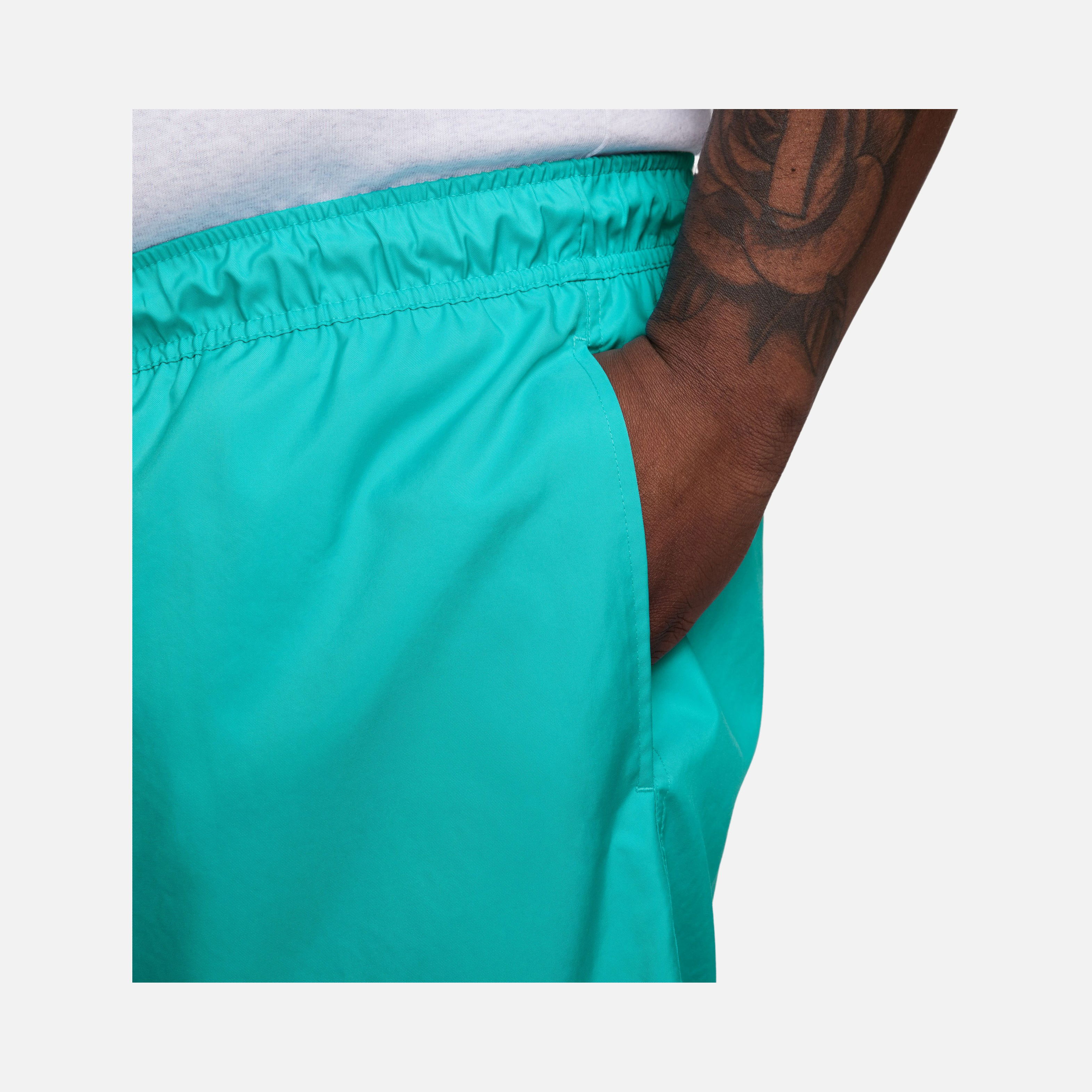 Nike Sportswear Club+ Flow Versatile Weave Loose Erkek Şort