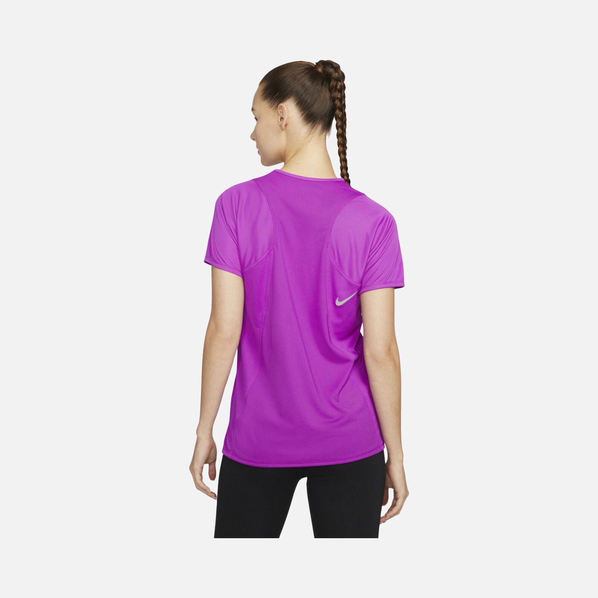 Nike Dri-Fit Race Running Short-Sleeve Kadın Tişört