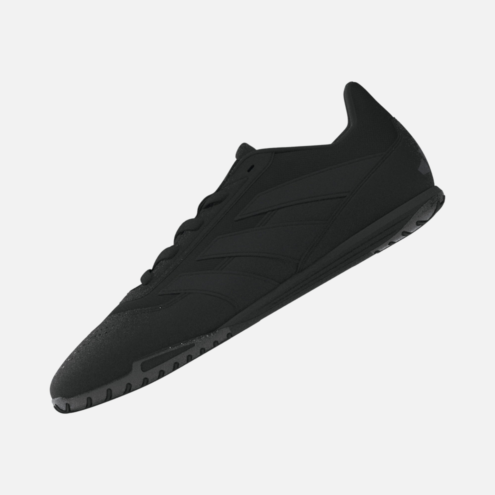 adidas Predator Club Erkek Futsal Ayakkabısı