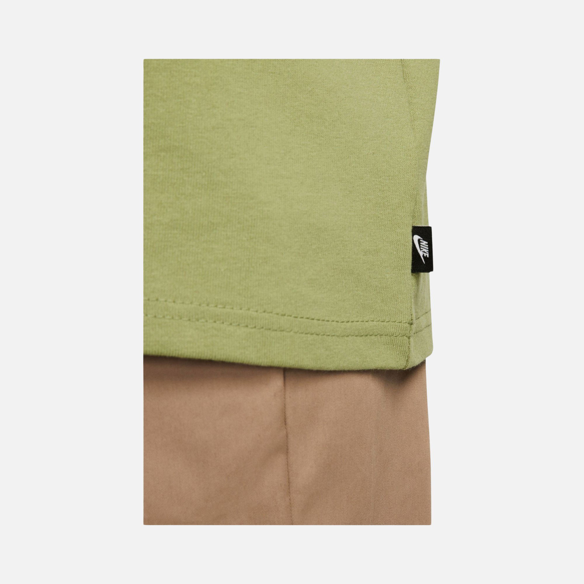 Nike Sportswear Premium Essentials Short-Sleeve Erkek Tişört