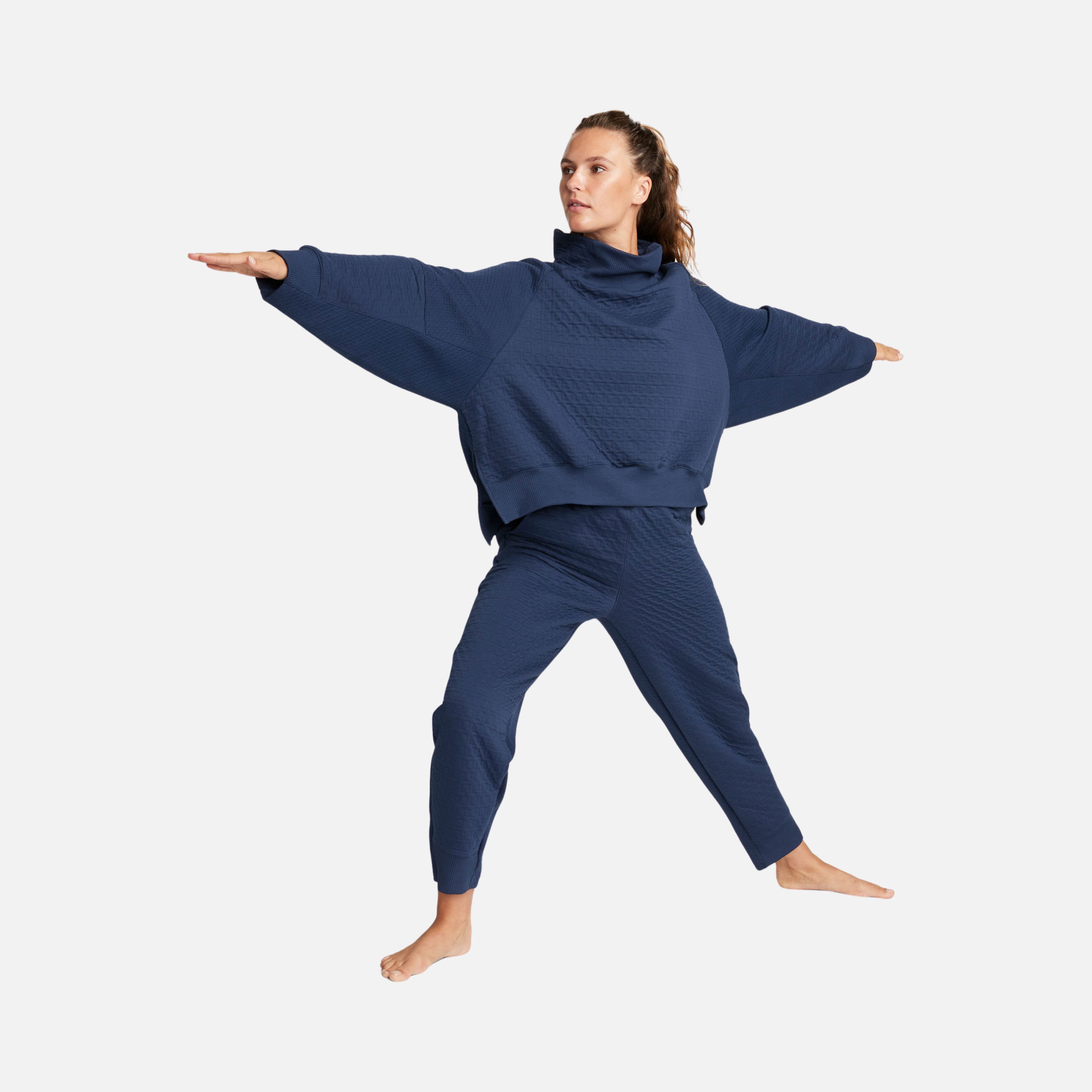 Nike Yoga Therma-Fit Oversized Kadın Sweatshirt
