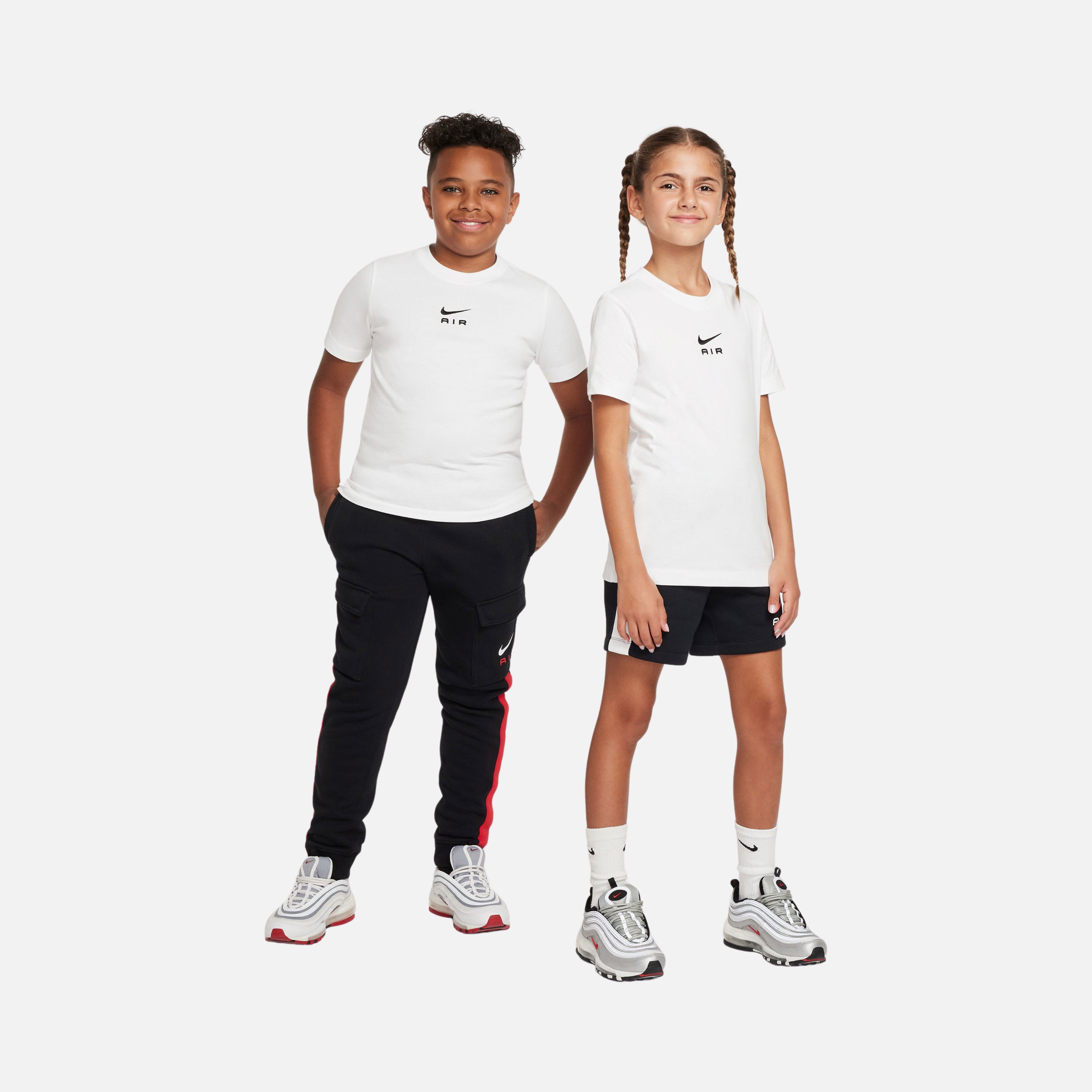 Nike Sportswear Air Graphic Short-Sleeve Çocuk Tişört