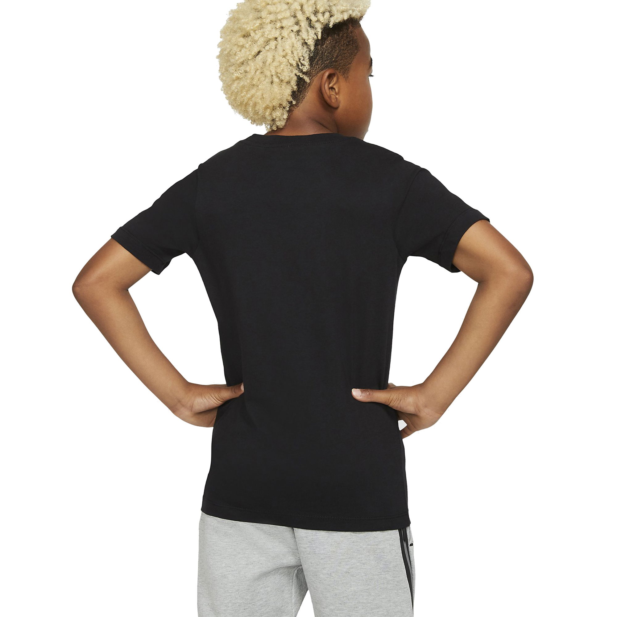 Nike Sportswear Basketball Graphic Short-Sleeve Çocuk Tişört