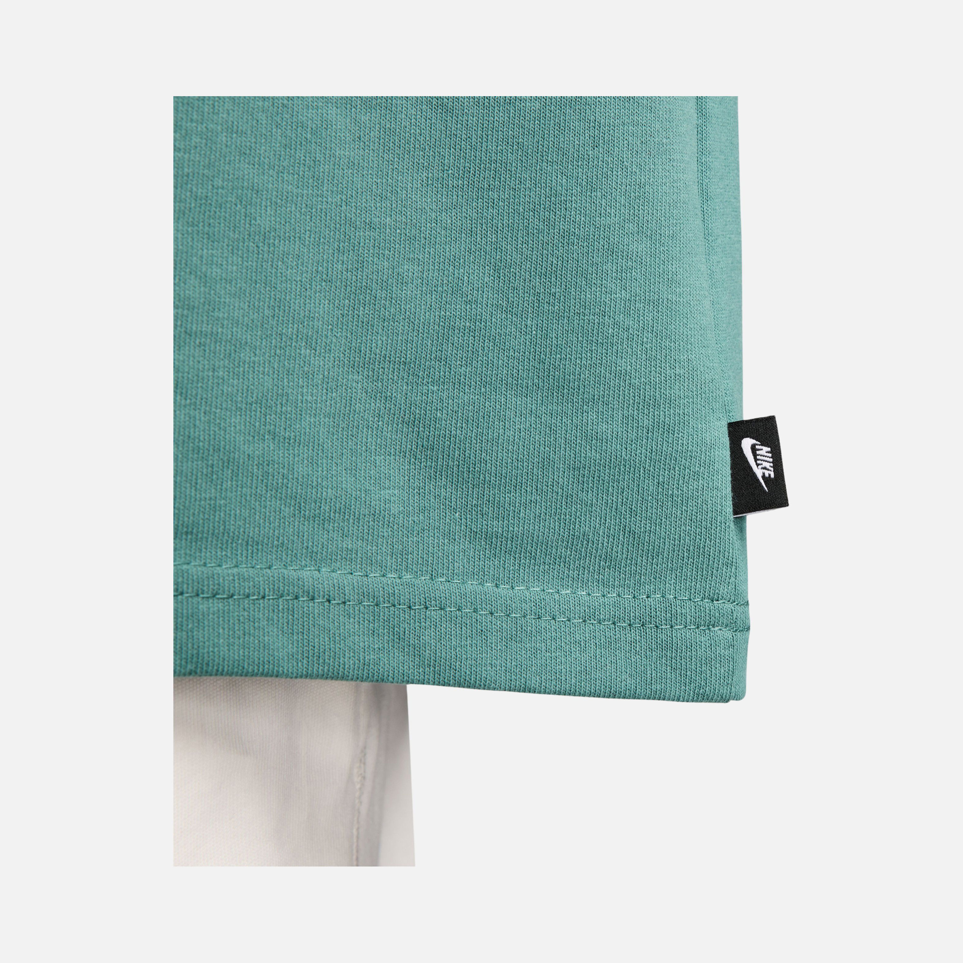 Nike Sportswear Premium Essentials Short-Sleeve Erkek Tişört