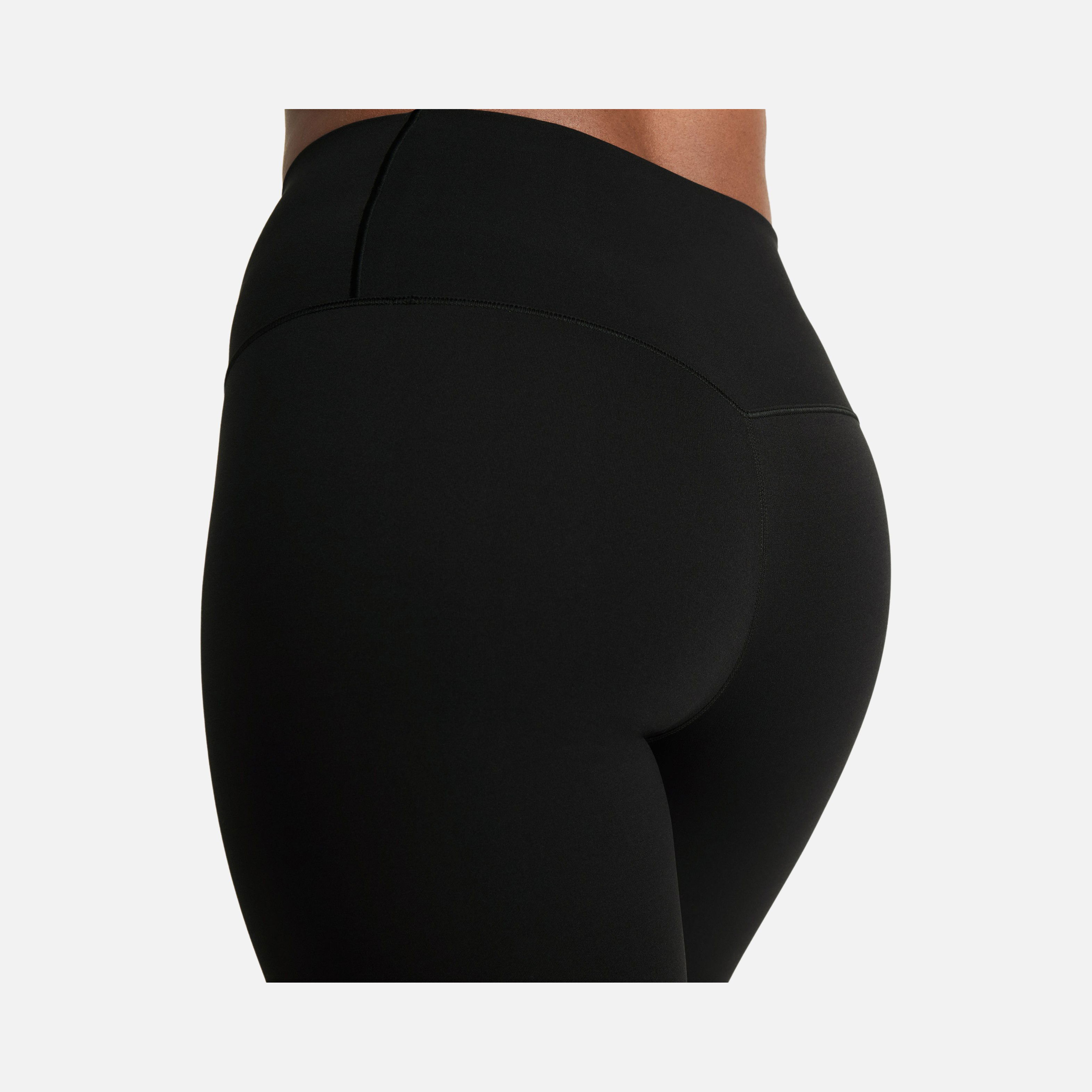 Nike Dri-Fit Zenvy Gentle-Support High-Waisted 20cm (approx.) Training Biker Kadın Şort