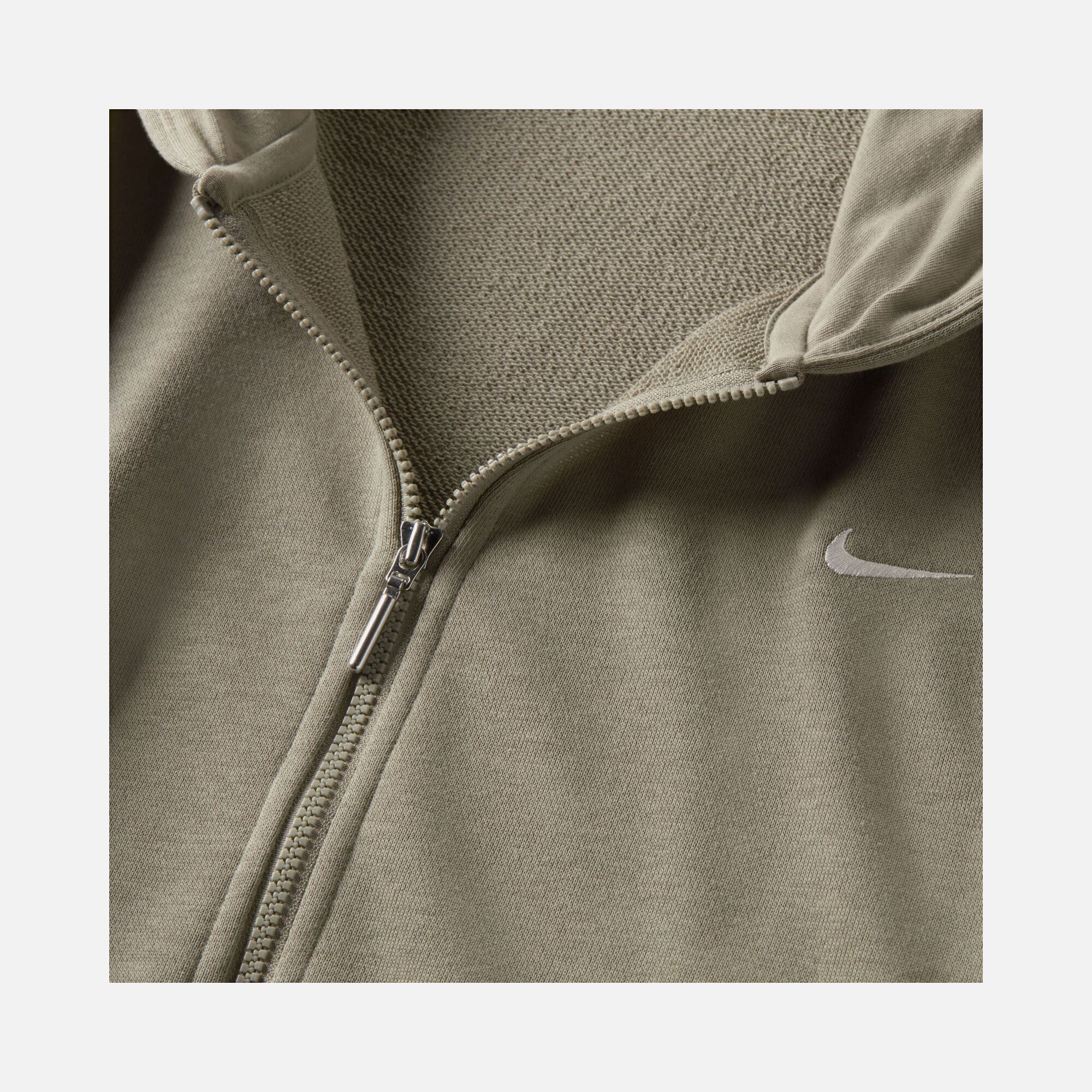 Nike Sportswear Chill Terry Loose French Terry Full-Zip Hoodie (Plus Size) Kadın Sweatshirt