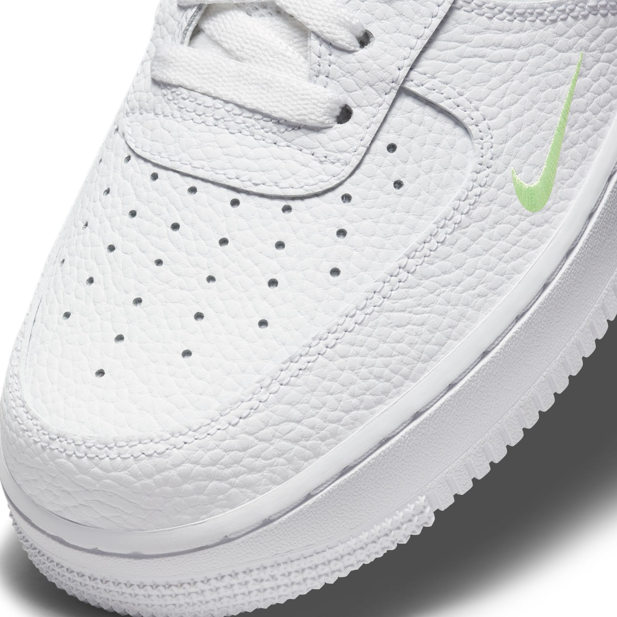 Nike Air Force 1 Low Erkek Spor Ayakkabı